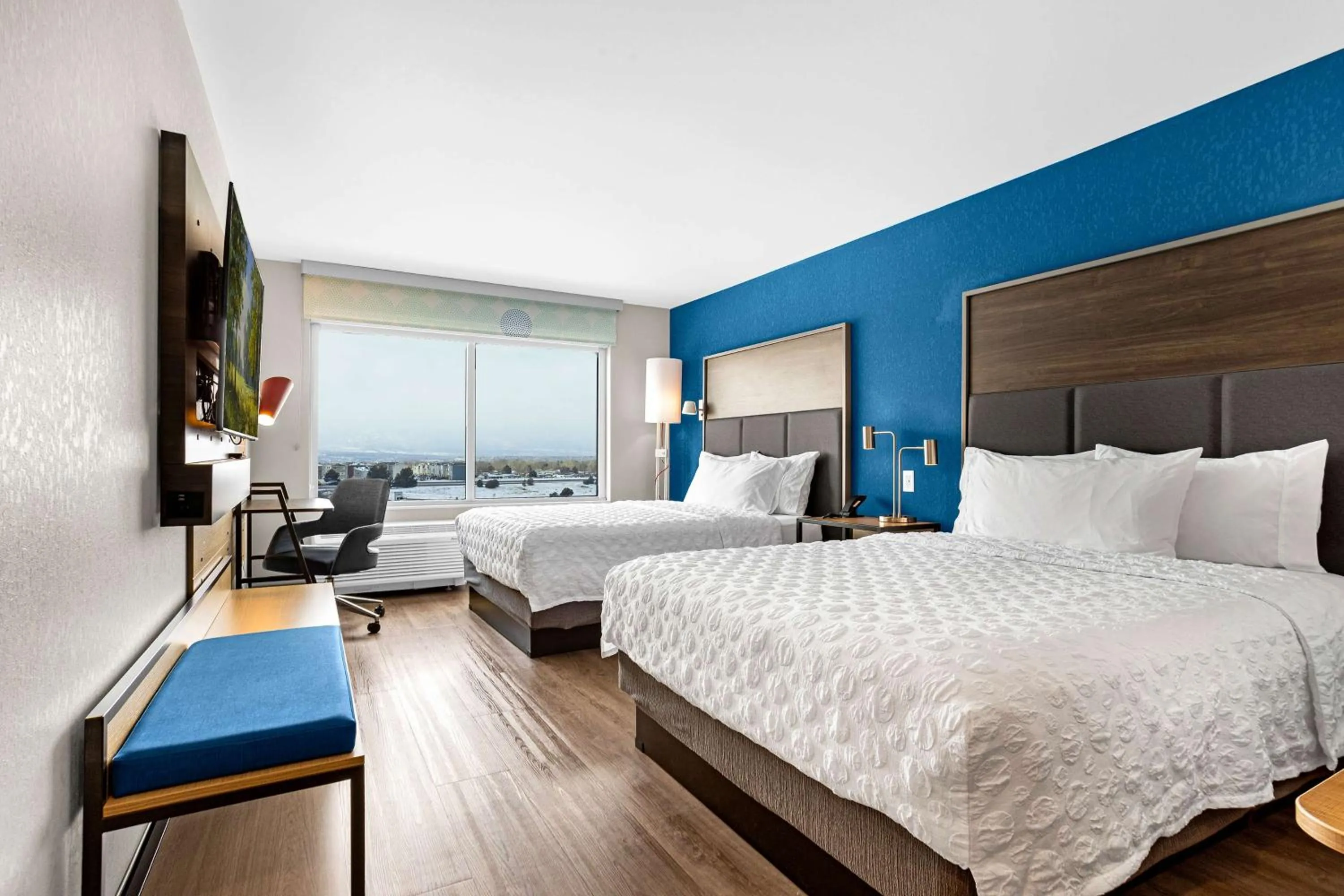 Bed in Tru By Hilton Colorado Springs Airport