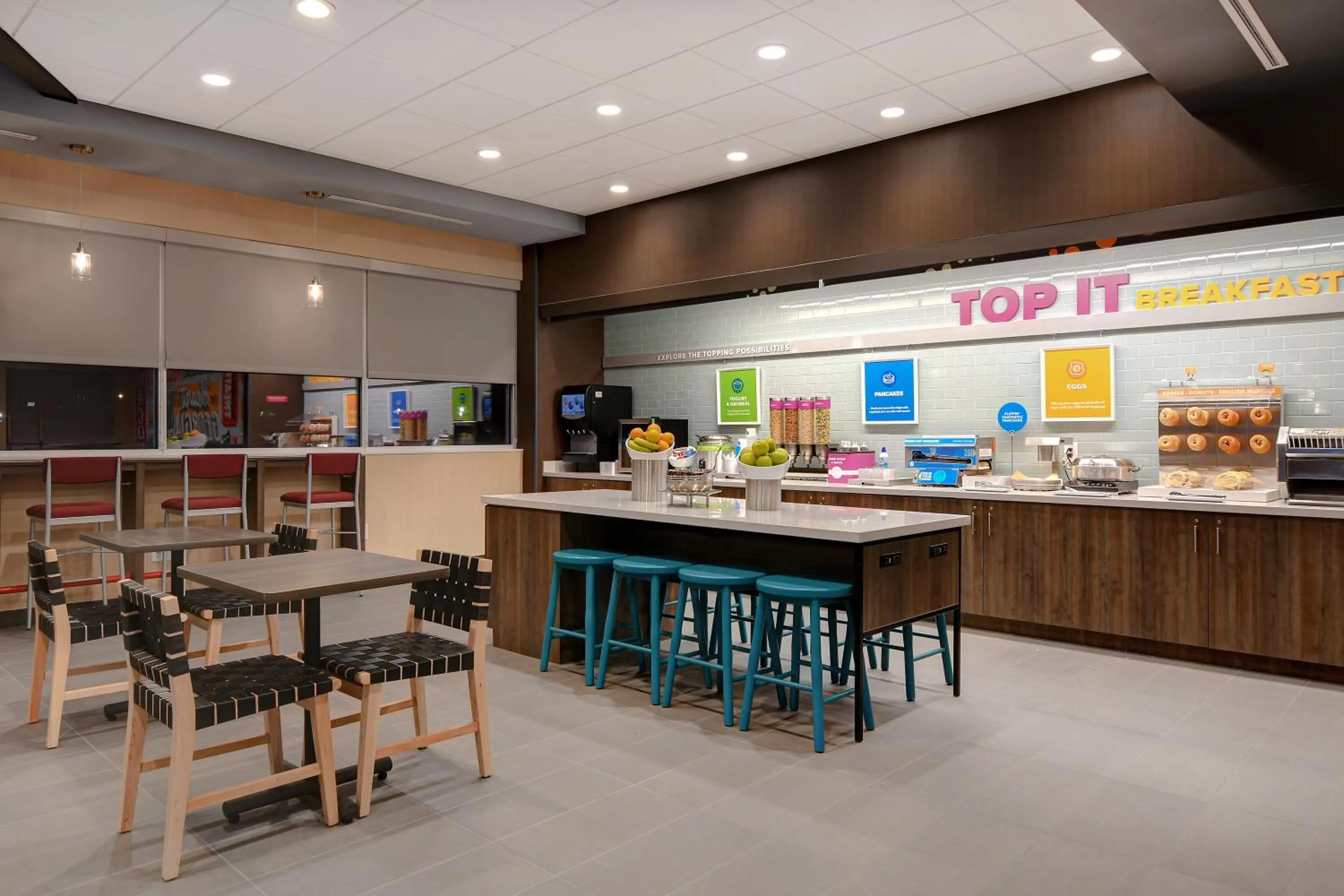 Buffet breakfast in Tru by Hilton Wilmington Wrightsville Beach