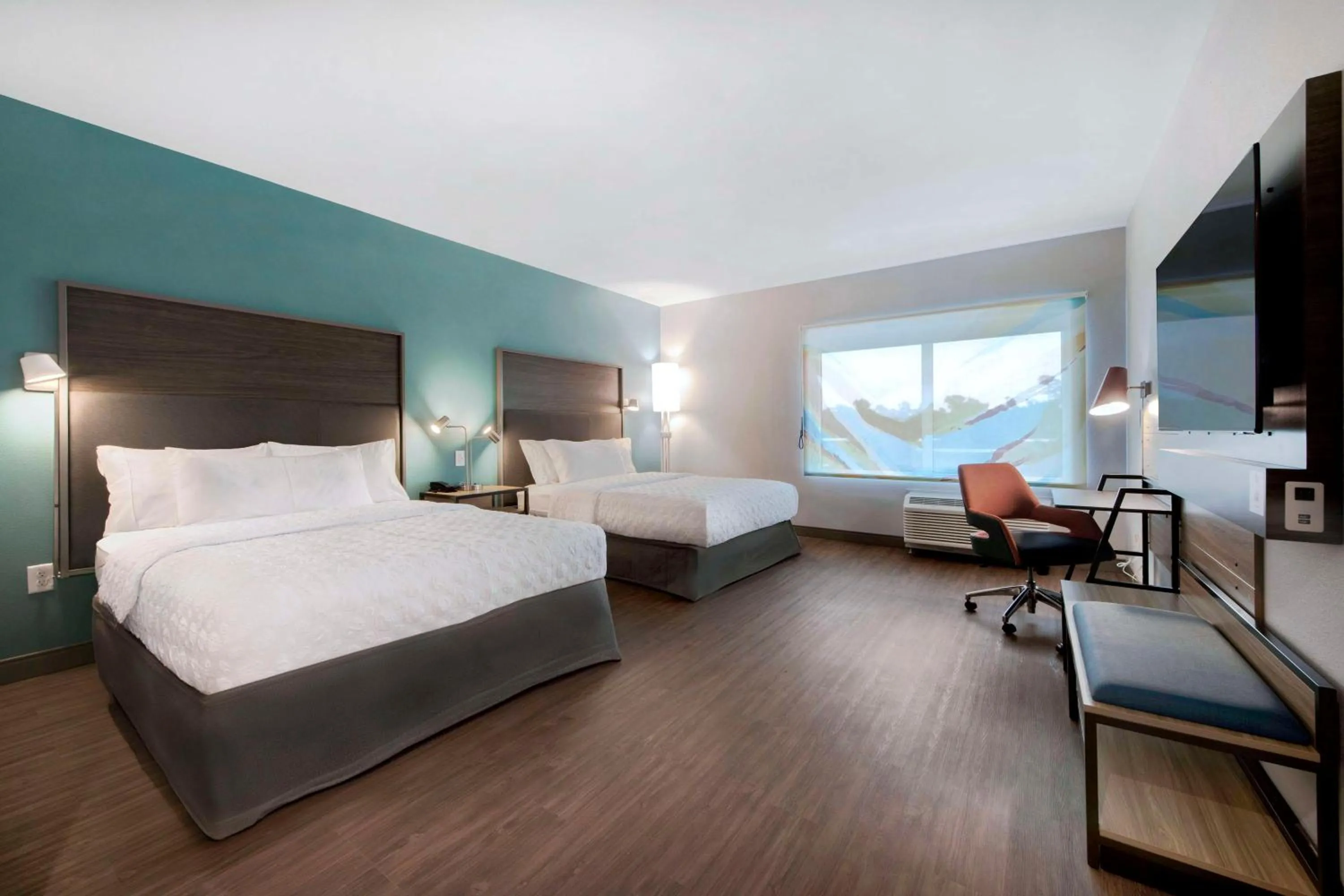 Bed in Tru by Hilton Wilmington Wrightsville Beach