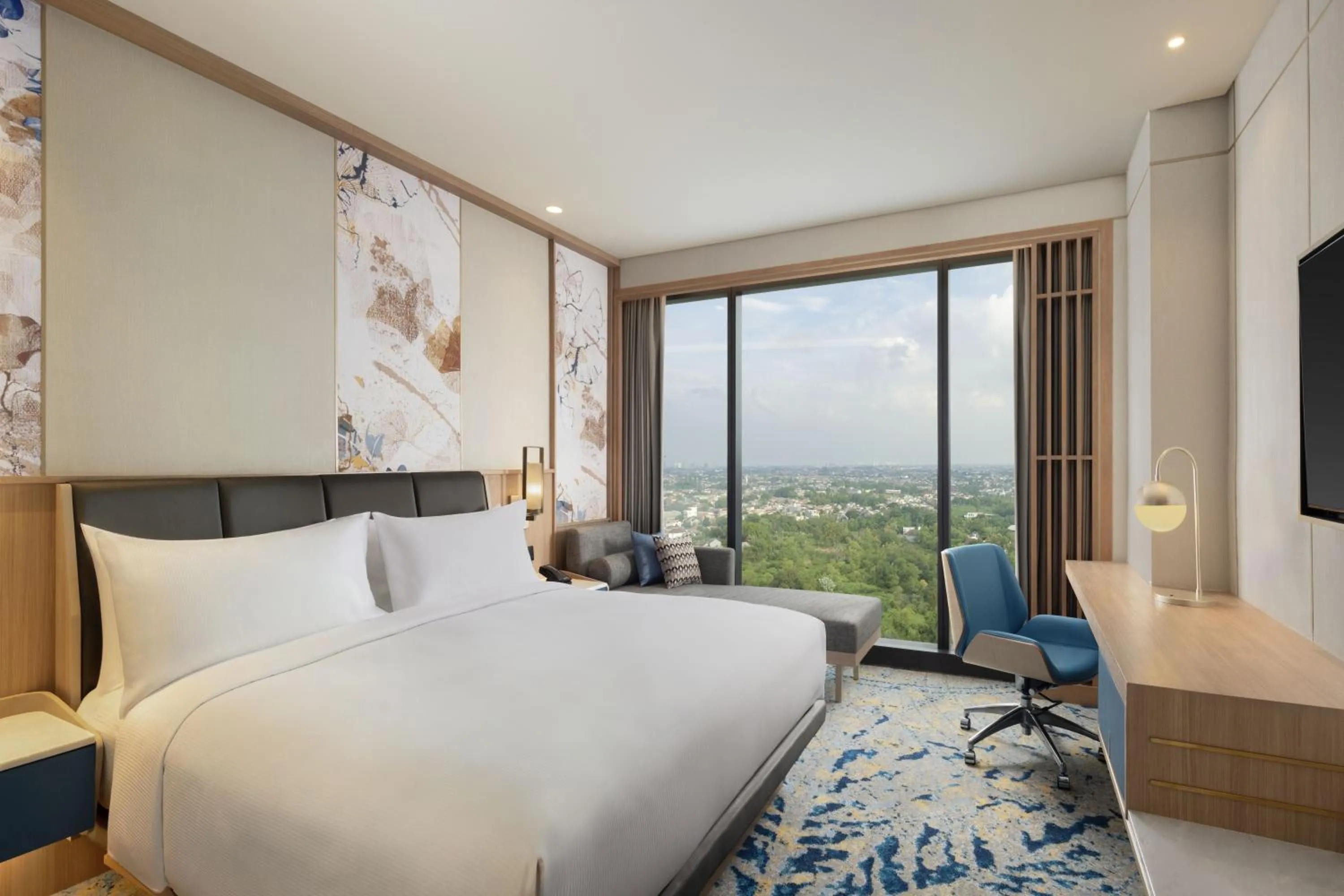 TV and multimedia, Bed in DoubleTree by Hilton Jakarta Bintaro Jaya