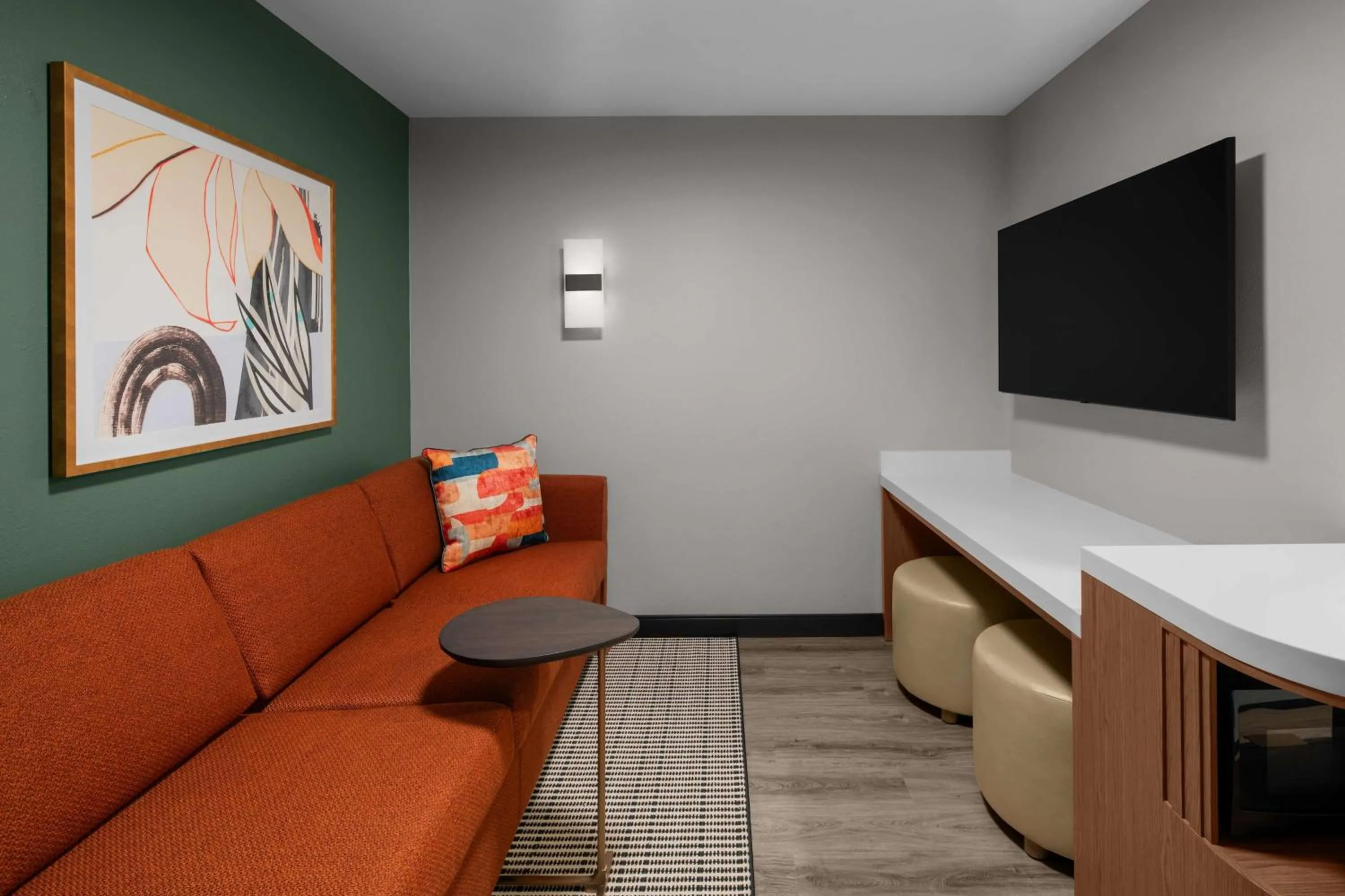 Living room in Embassy Suites By Hilton Madison Downtown