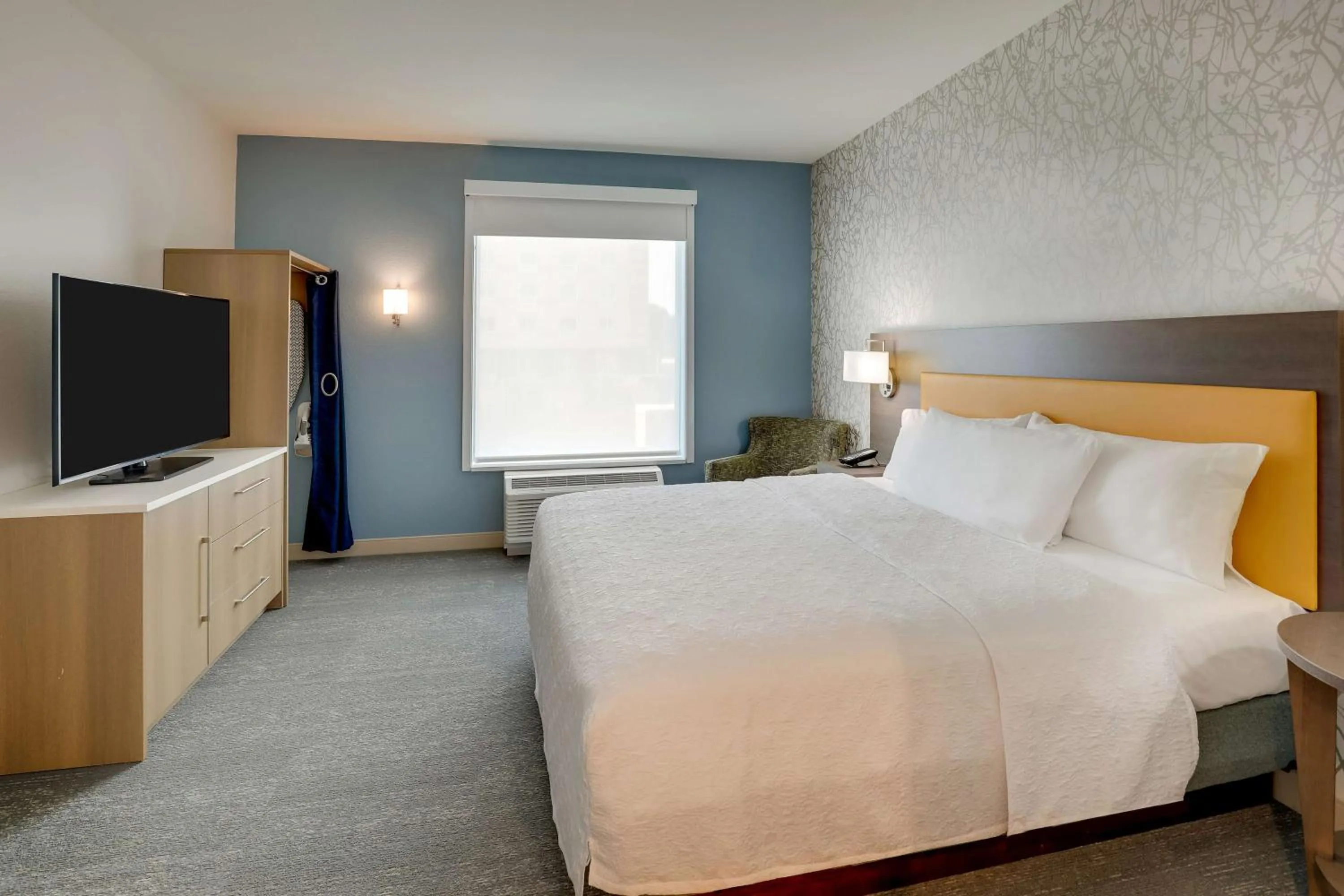 Bed in Home2 Suites By Hilton Sanford