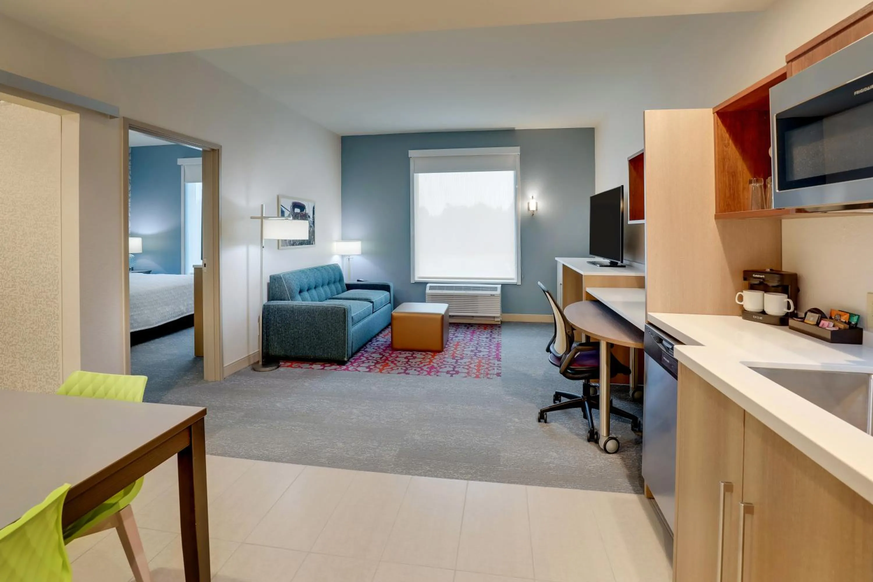 Bedroom, Bed in Home2 Suites By Hilton Sanford