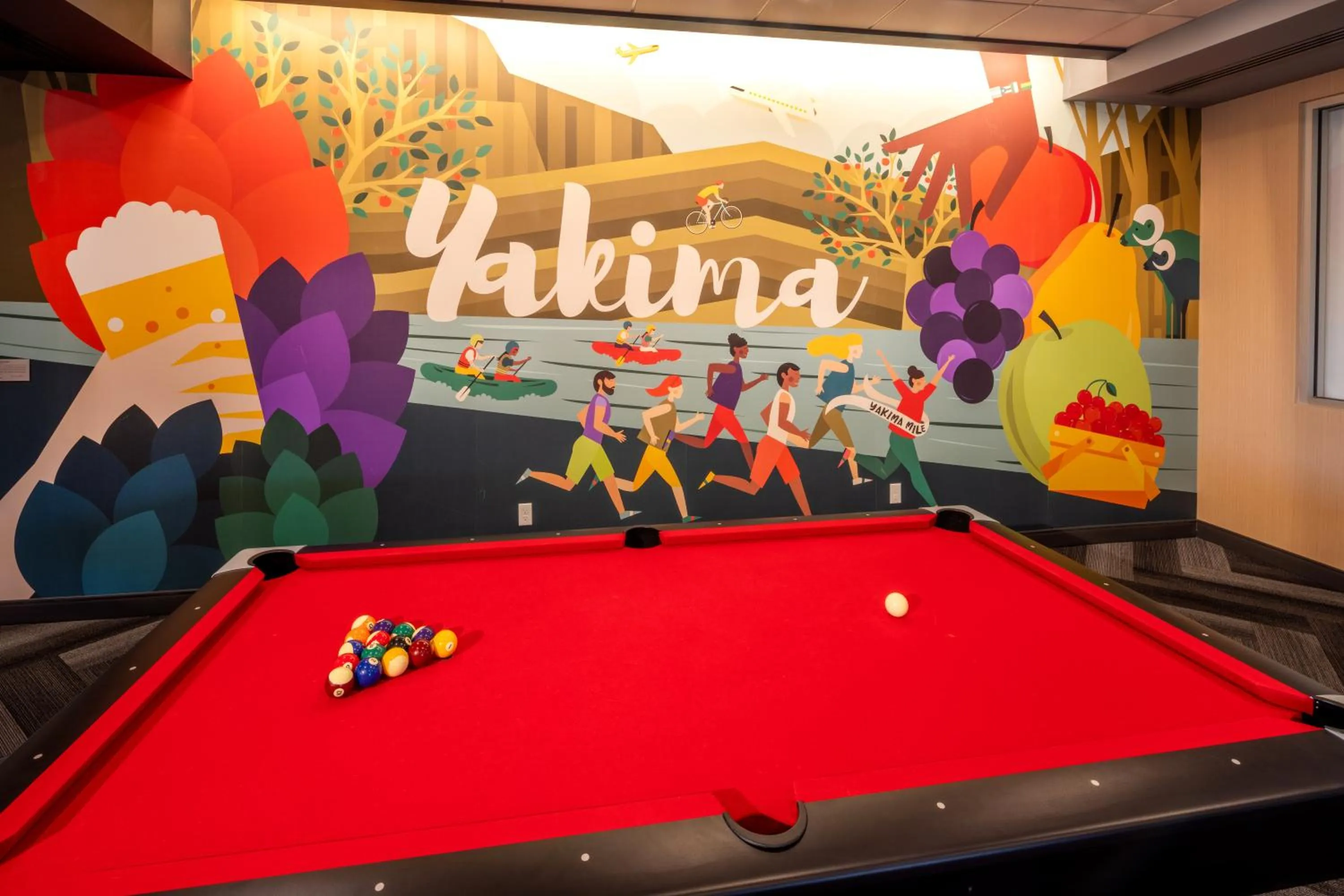 Billiard in Tru By Hilton Yakima Airport