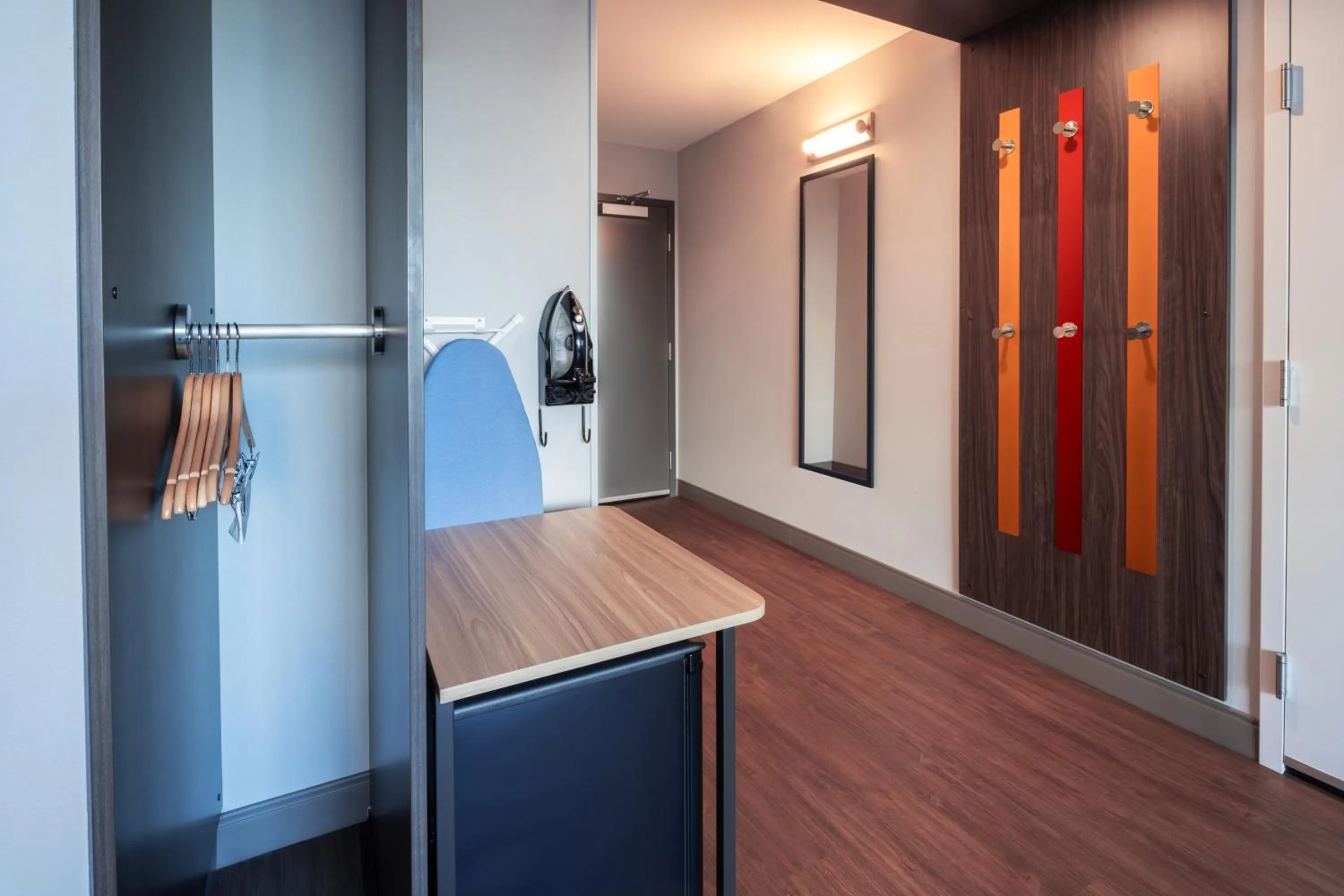 Bedroom in Tru By Hilton Yakima Airport