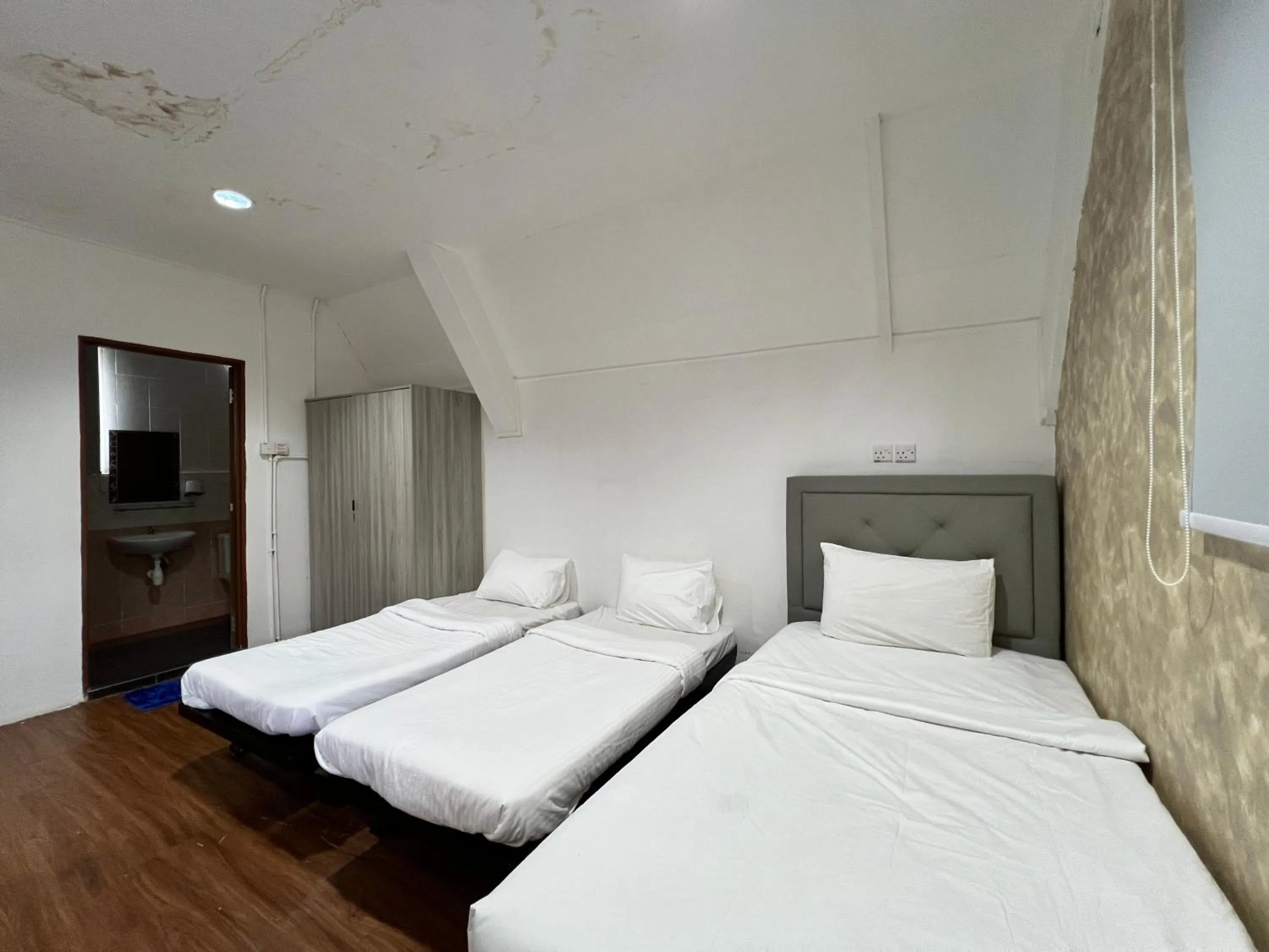 Bed in LiLLA Hilltop Retreat - Janda Baik