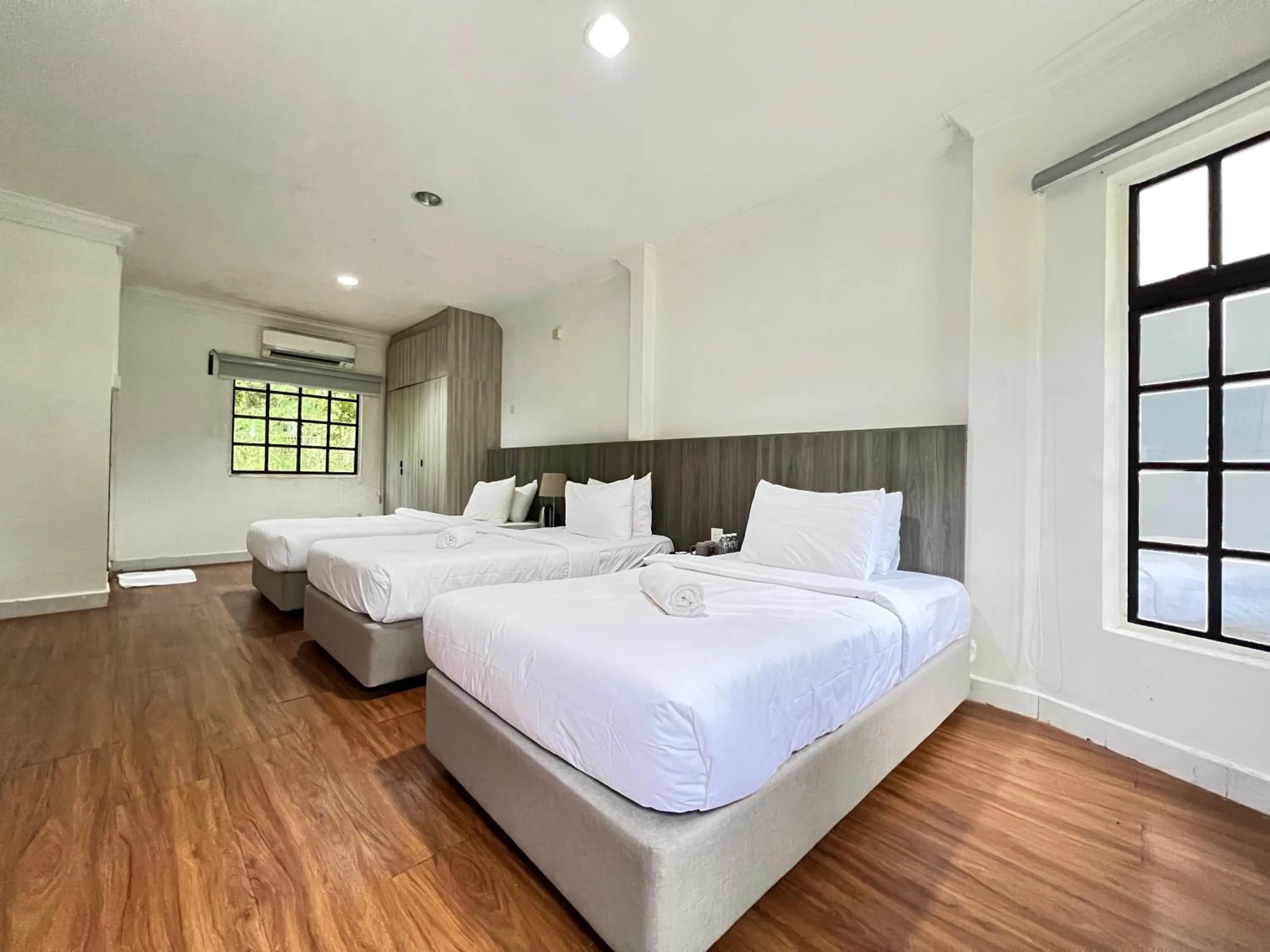 Bed in LiLLA Hilltop Retreat - Janda Baik