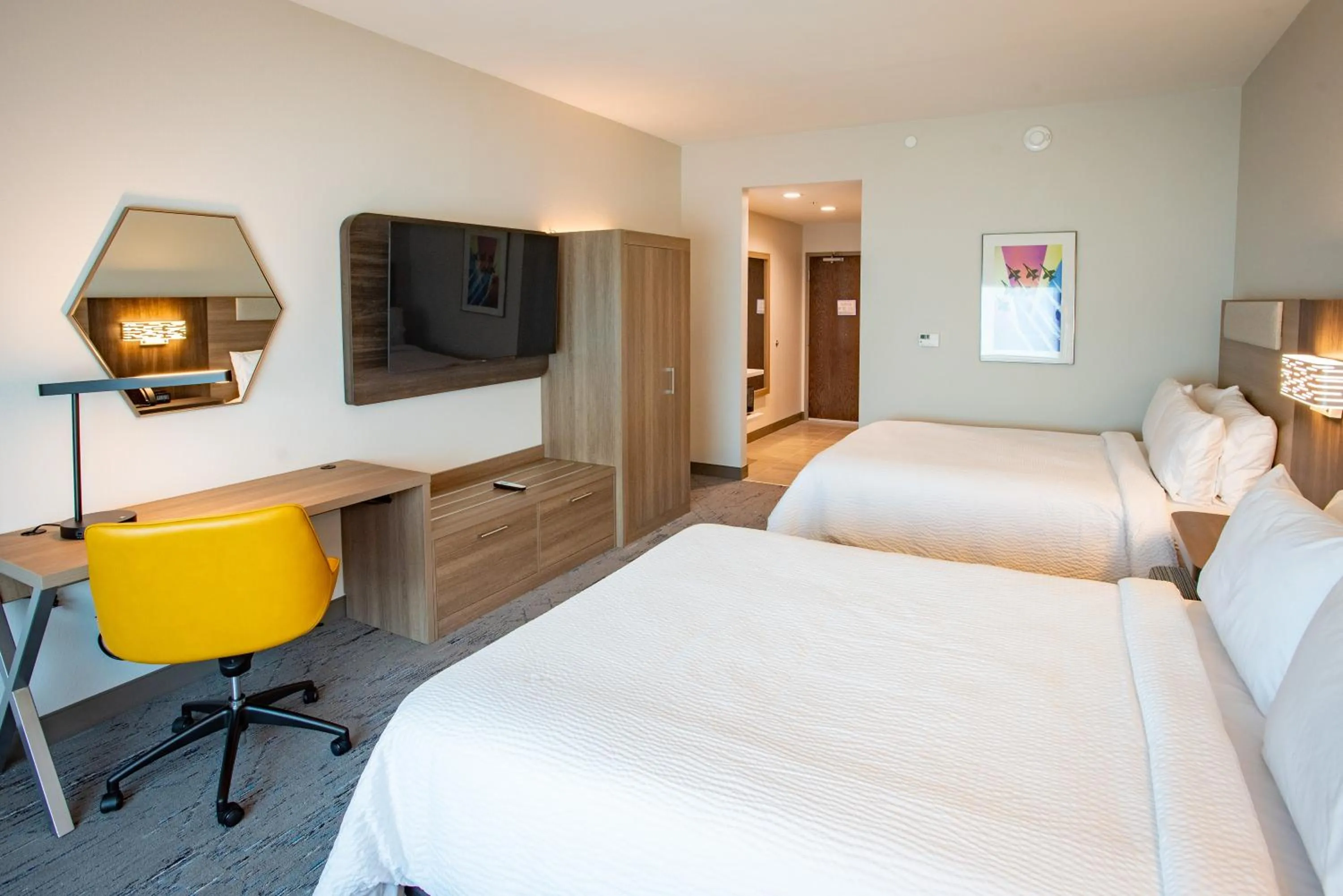 Bed in Holiday Inn Express & Suites Pensacola Airport North – I-10 by IHG