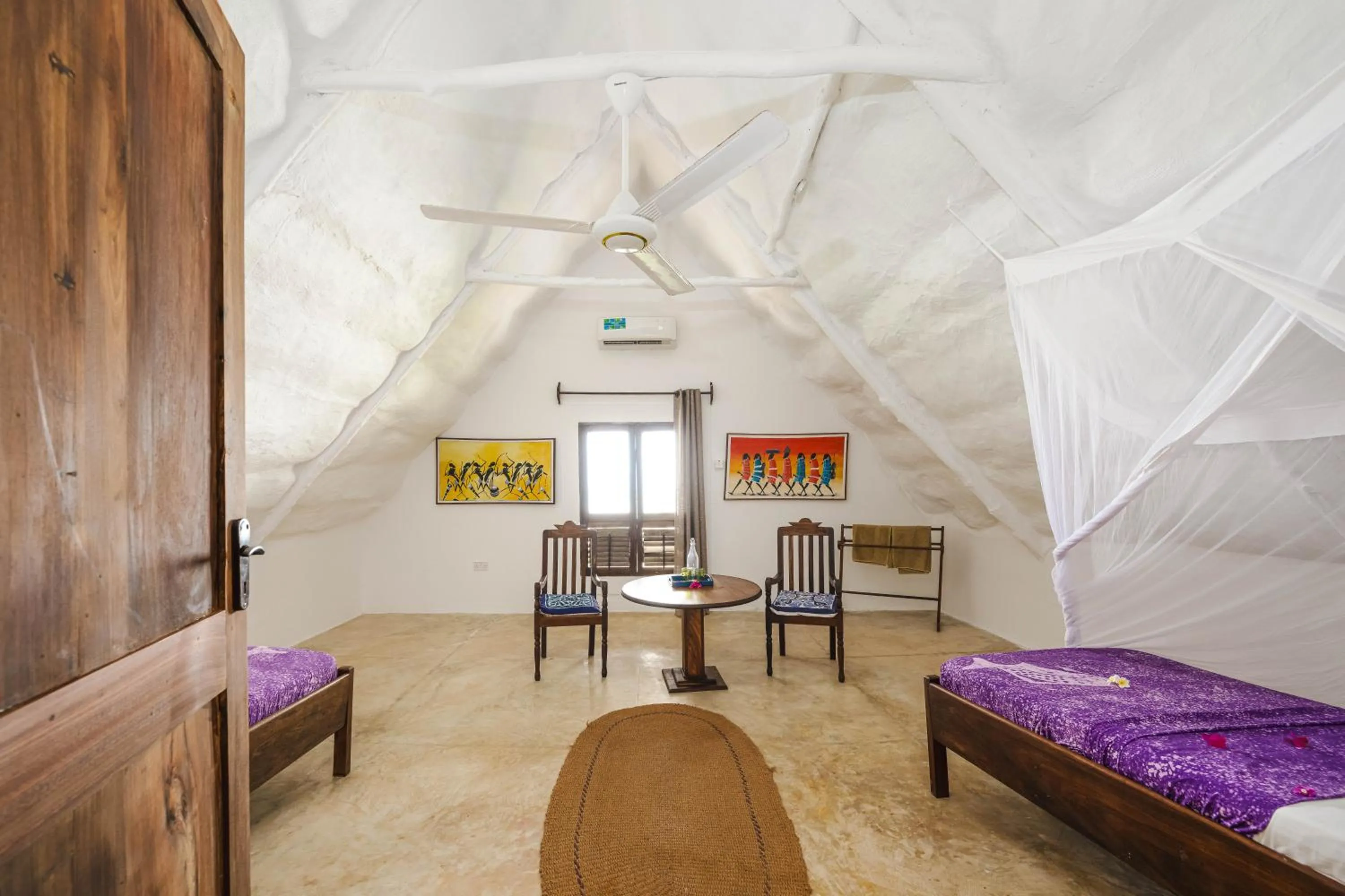 Bed in Shooting Star Boutique Hotel