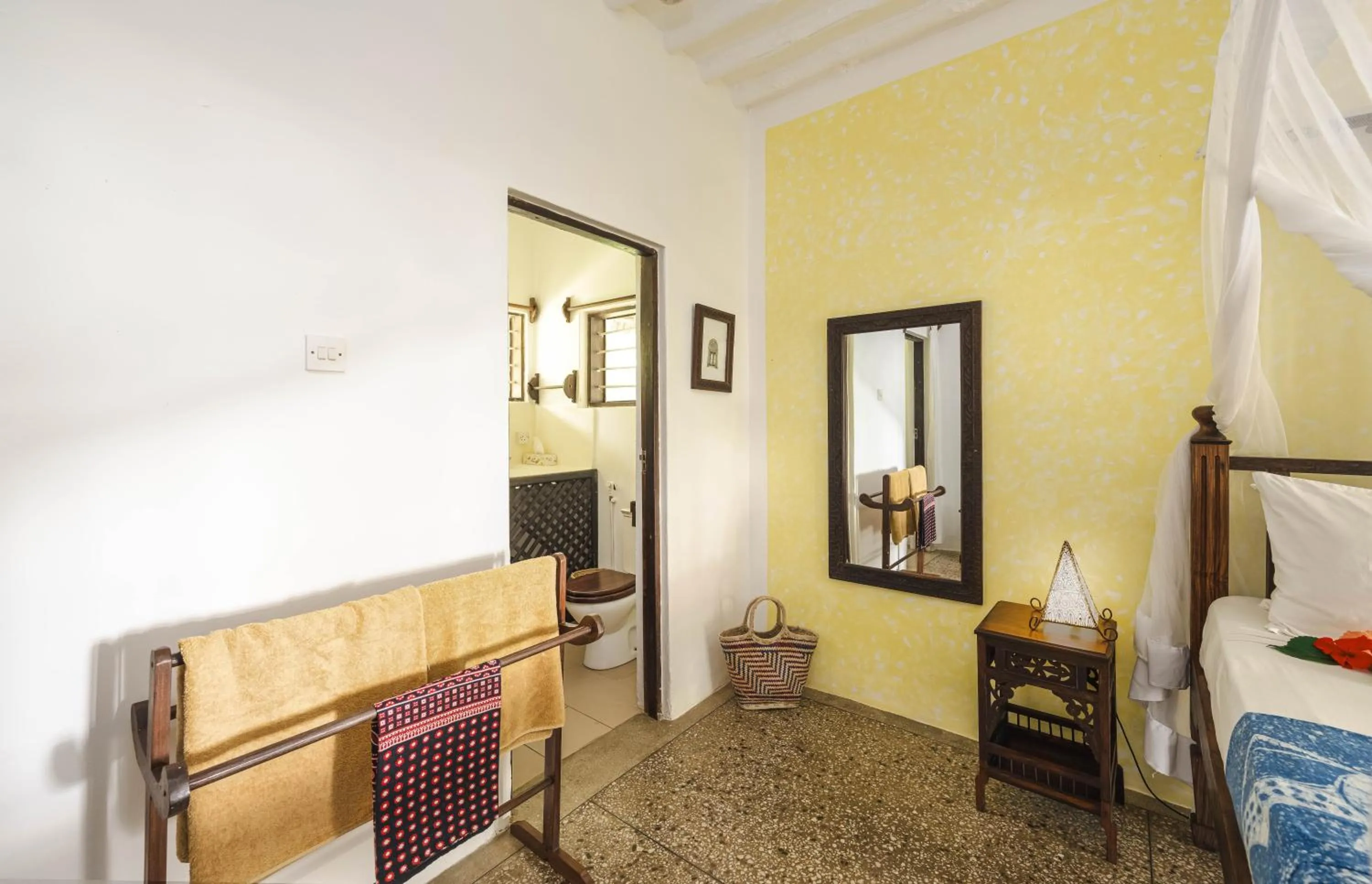 Bed in Shooting Star Boutique Hotel