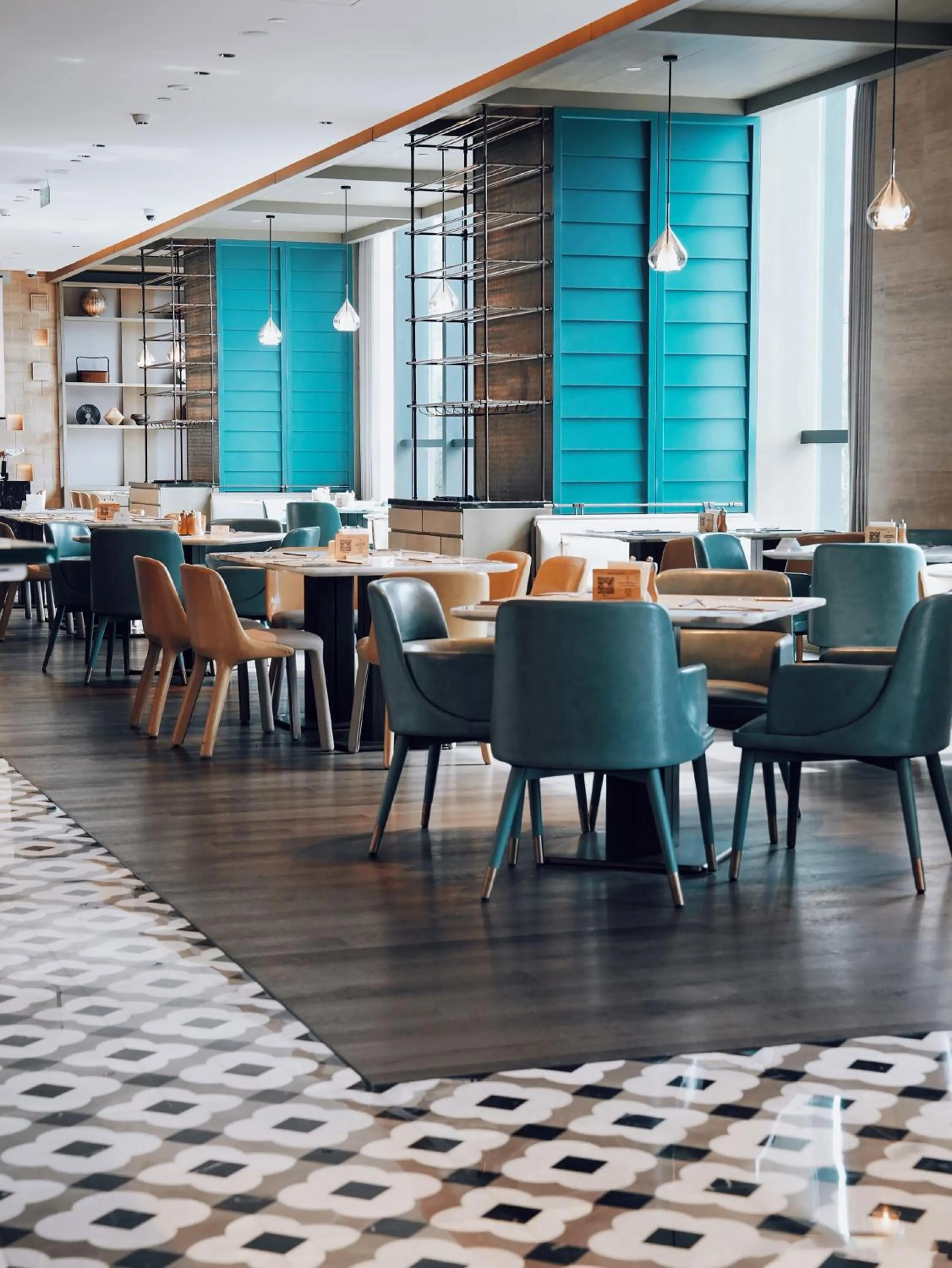 Restaurant/places to eat in Crowne Plaza Xi'an Weiyang by IHG