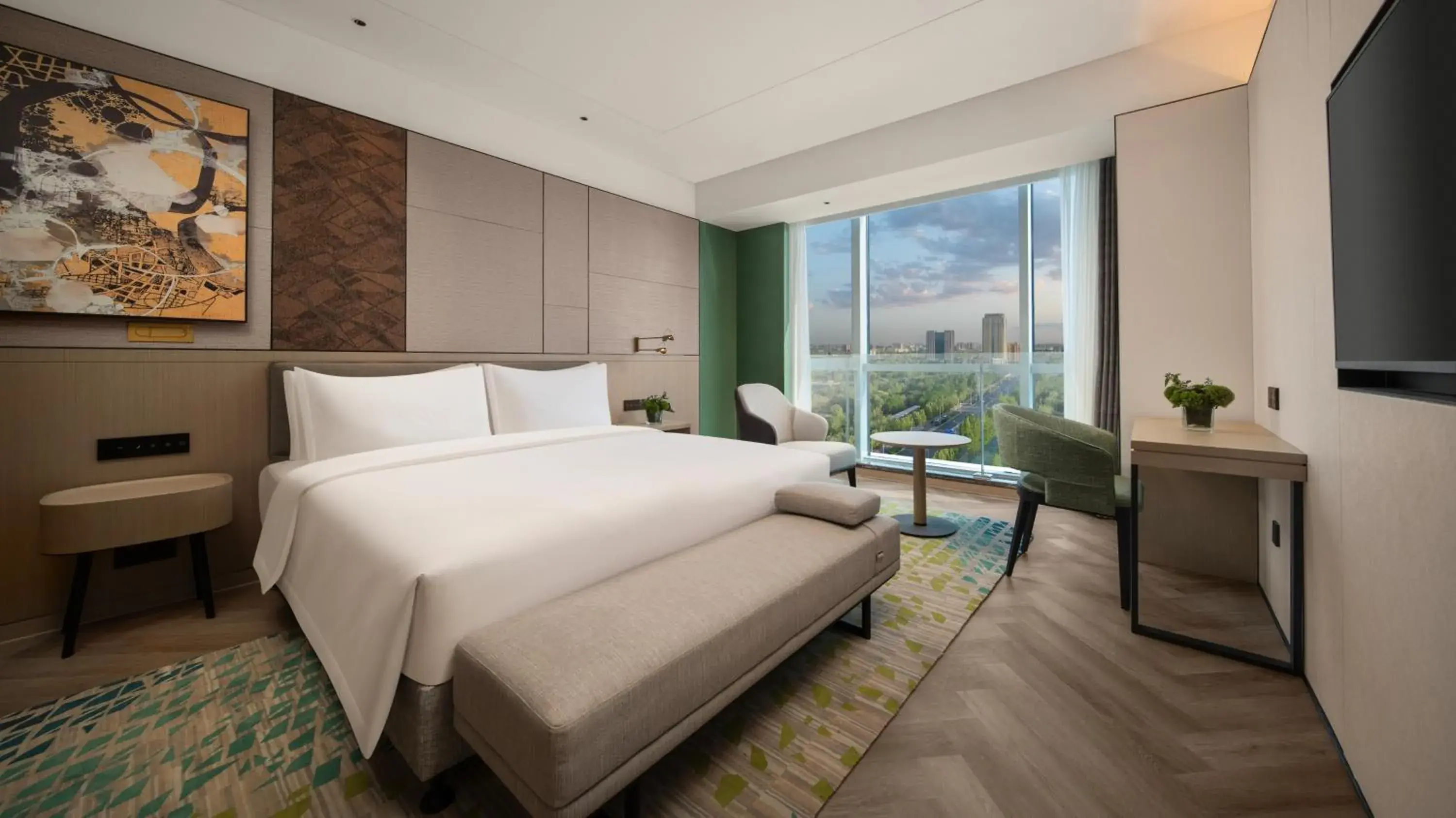 One-Bedroom Suite with Dining Area in Holiday Inn Shijiazhuang High-tech Zone by IHG One-Bedroom Suite with Dining Area in Holiday Inn Shijiazhuang High-tech Zone by IHG