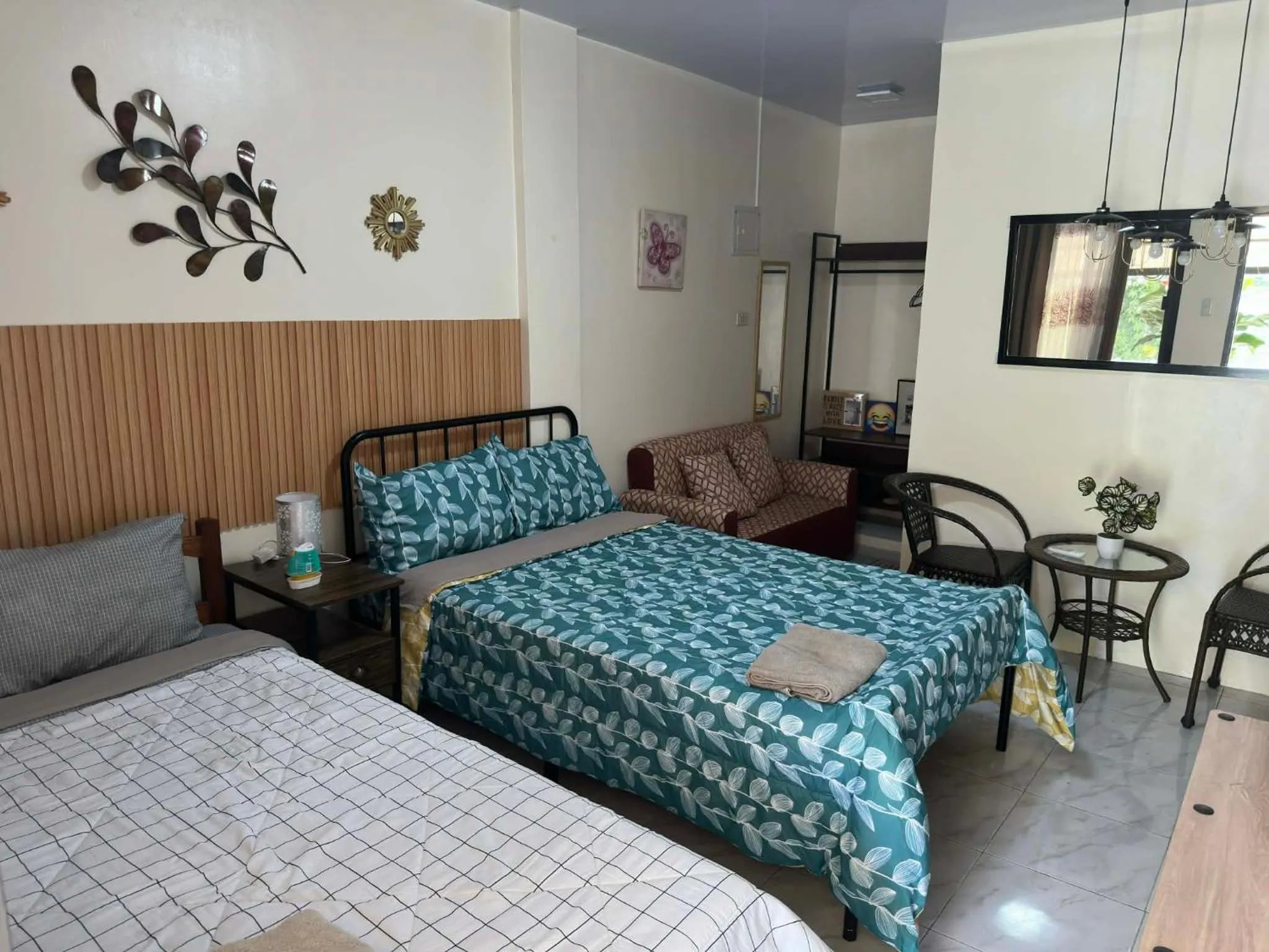 Bed in Topaz Bed & Breakfast Hotel