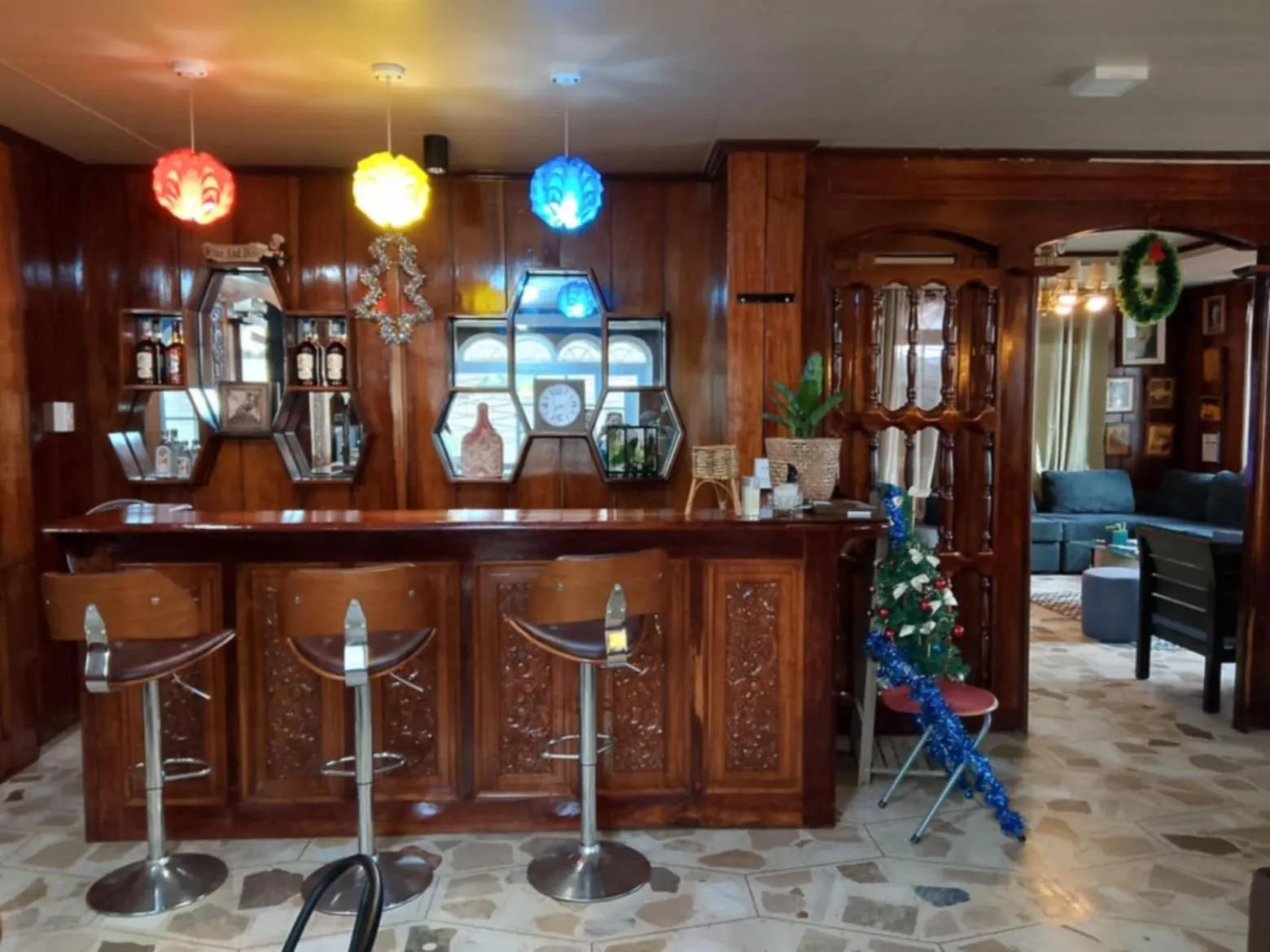 Topaz Bed & Breakfast Hotel