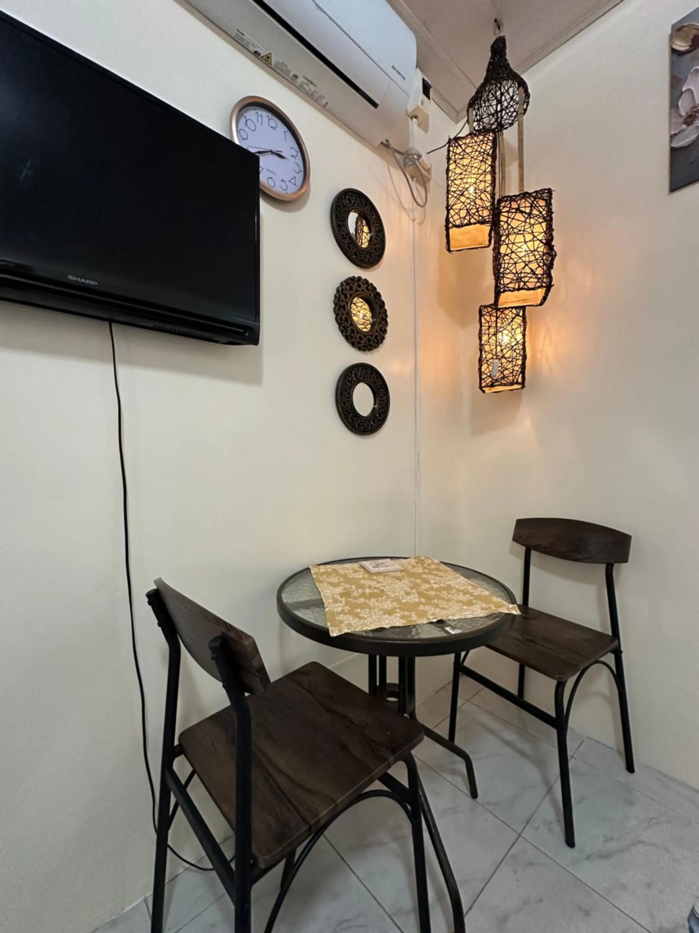 Topaz Bed & Breakfast Hotel