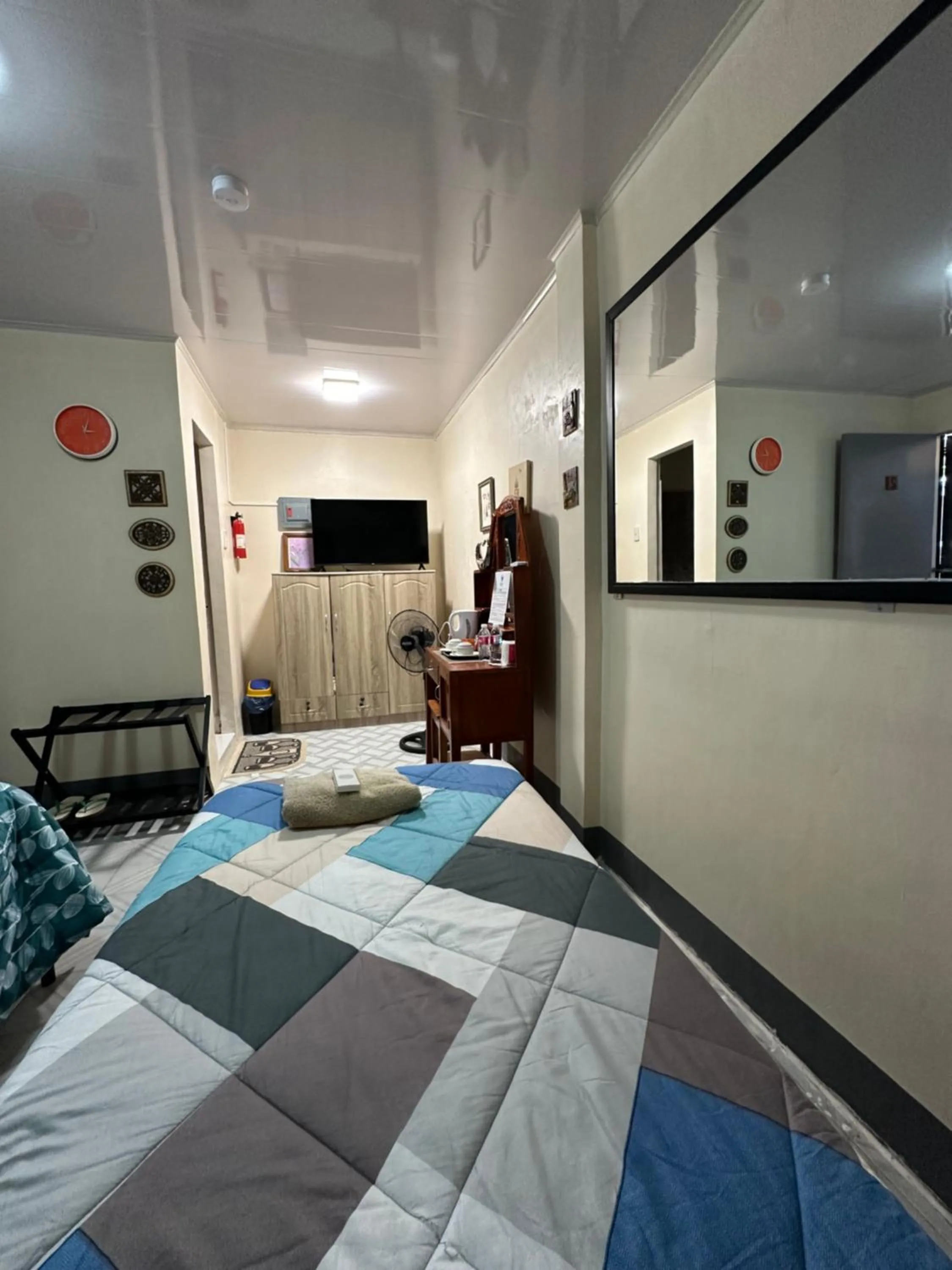 Bed in Topaz Bed & Breakfast Hotel