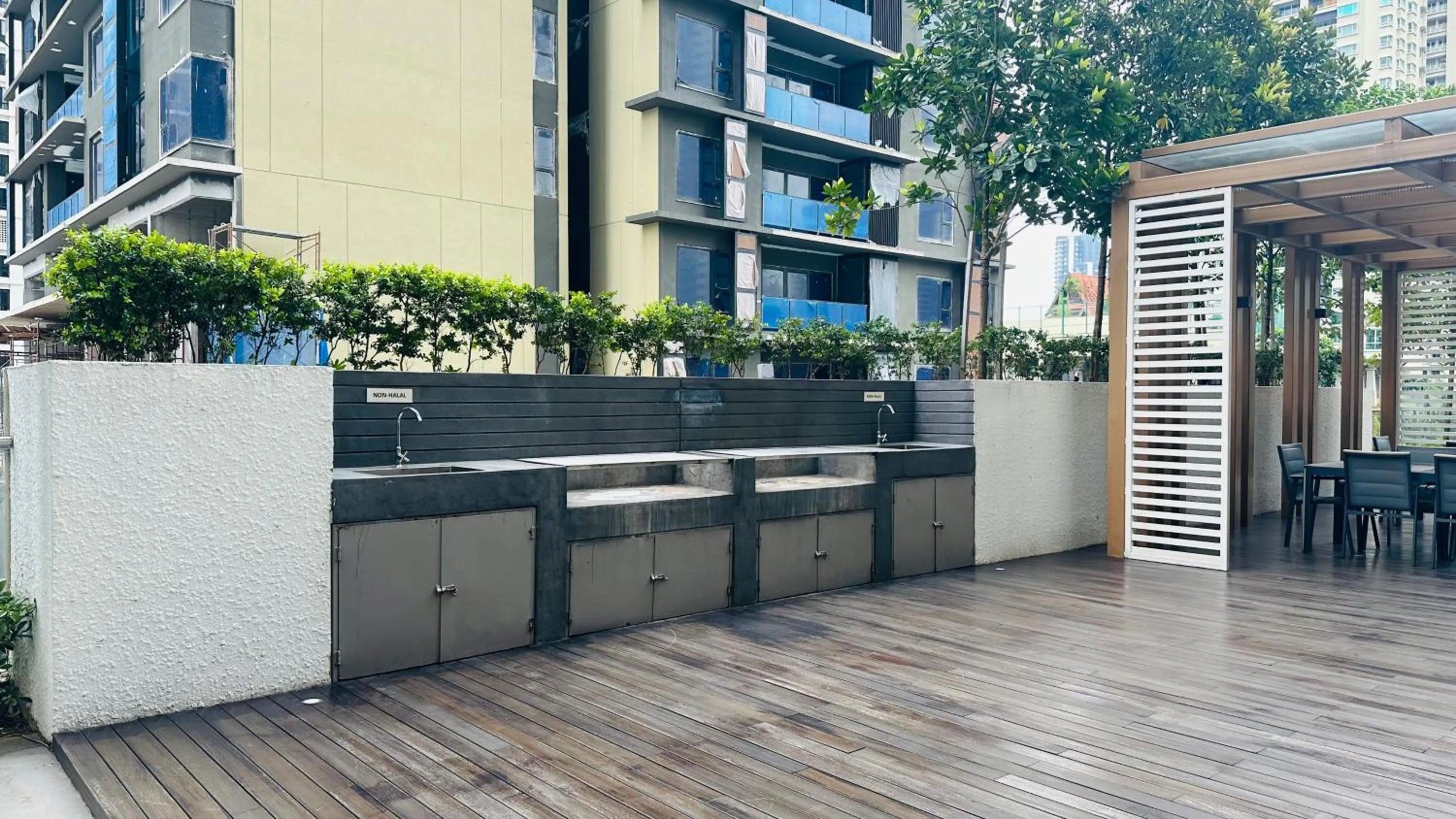 BBQ facilities in Inspirasi Mont Kiara Residency