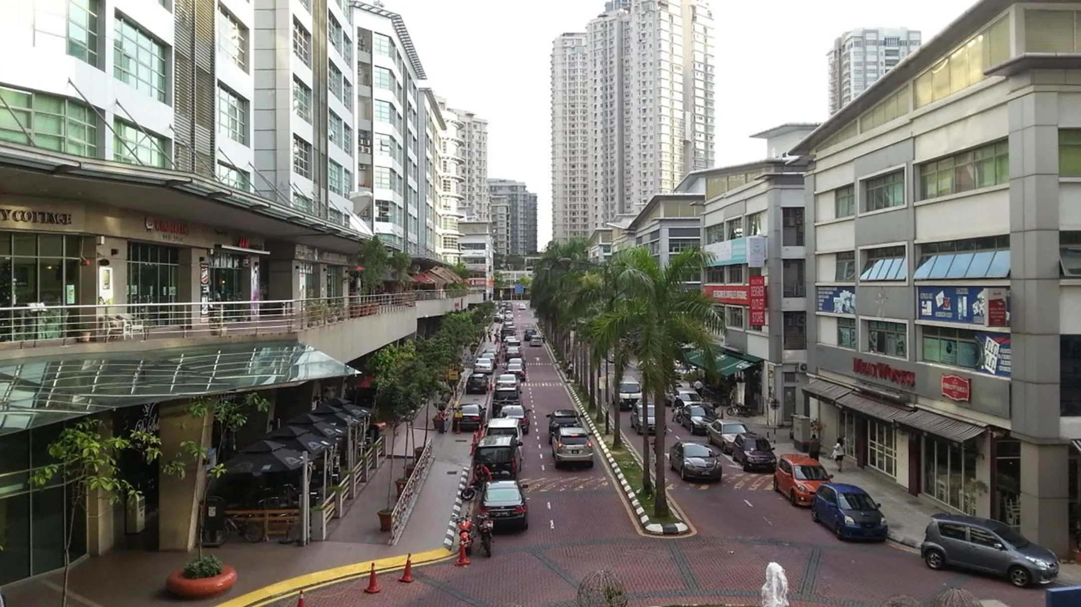 Nearby landmark in Inspirasi Mont Kiara Residency