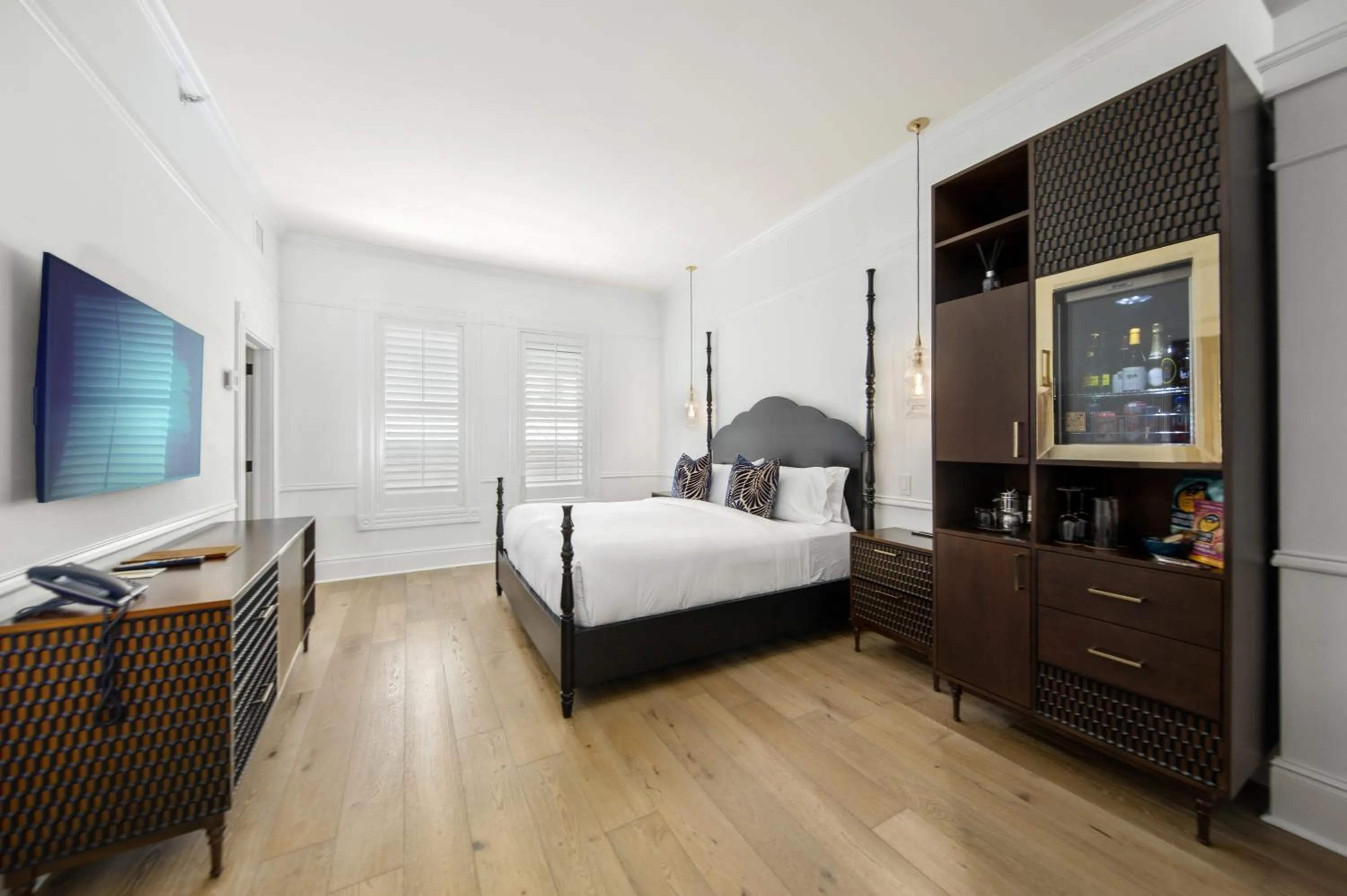 Bed in Fairmount Hotel