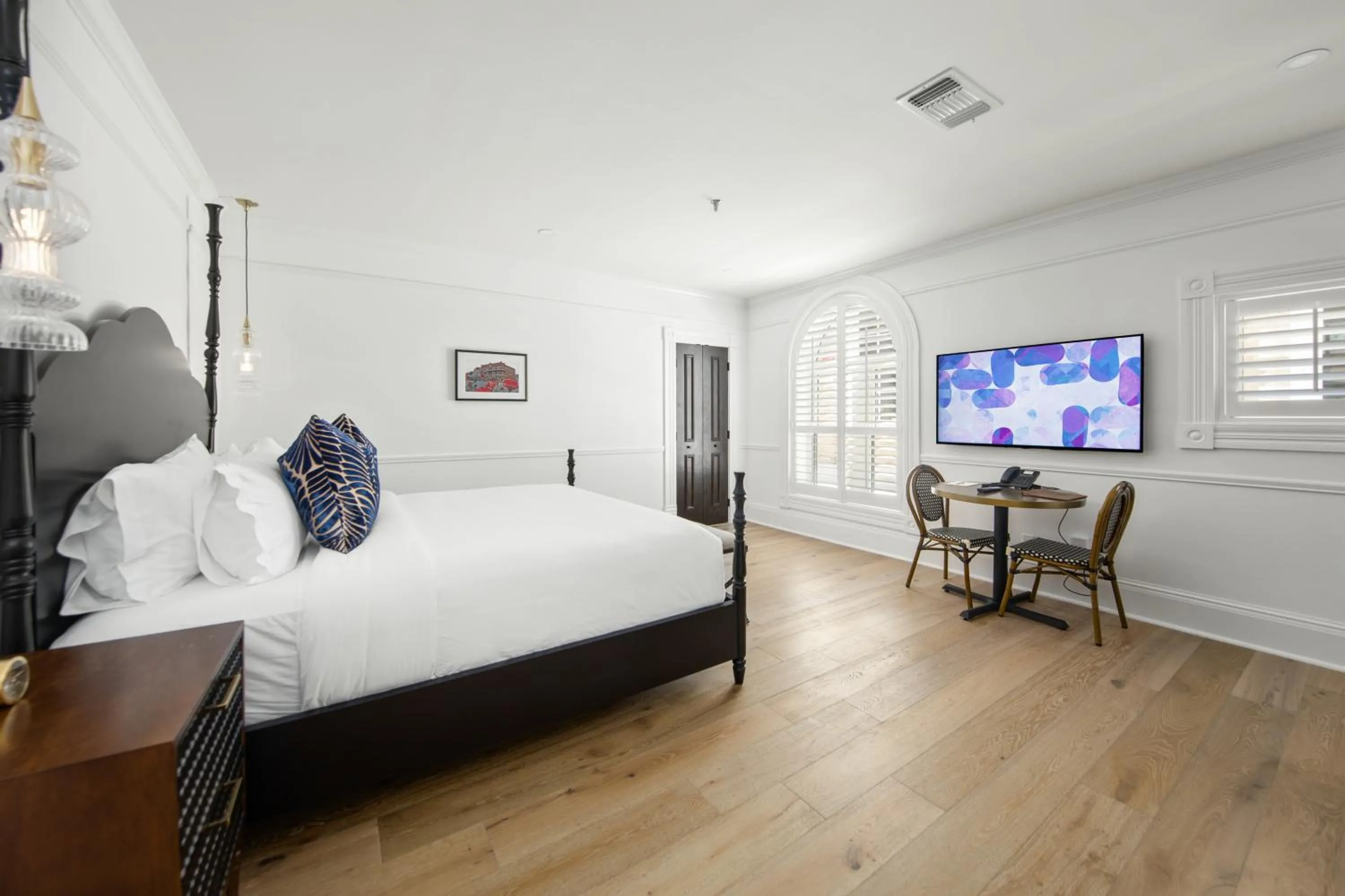 Bed in Fairmount Hotel