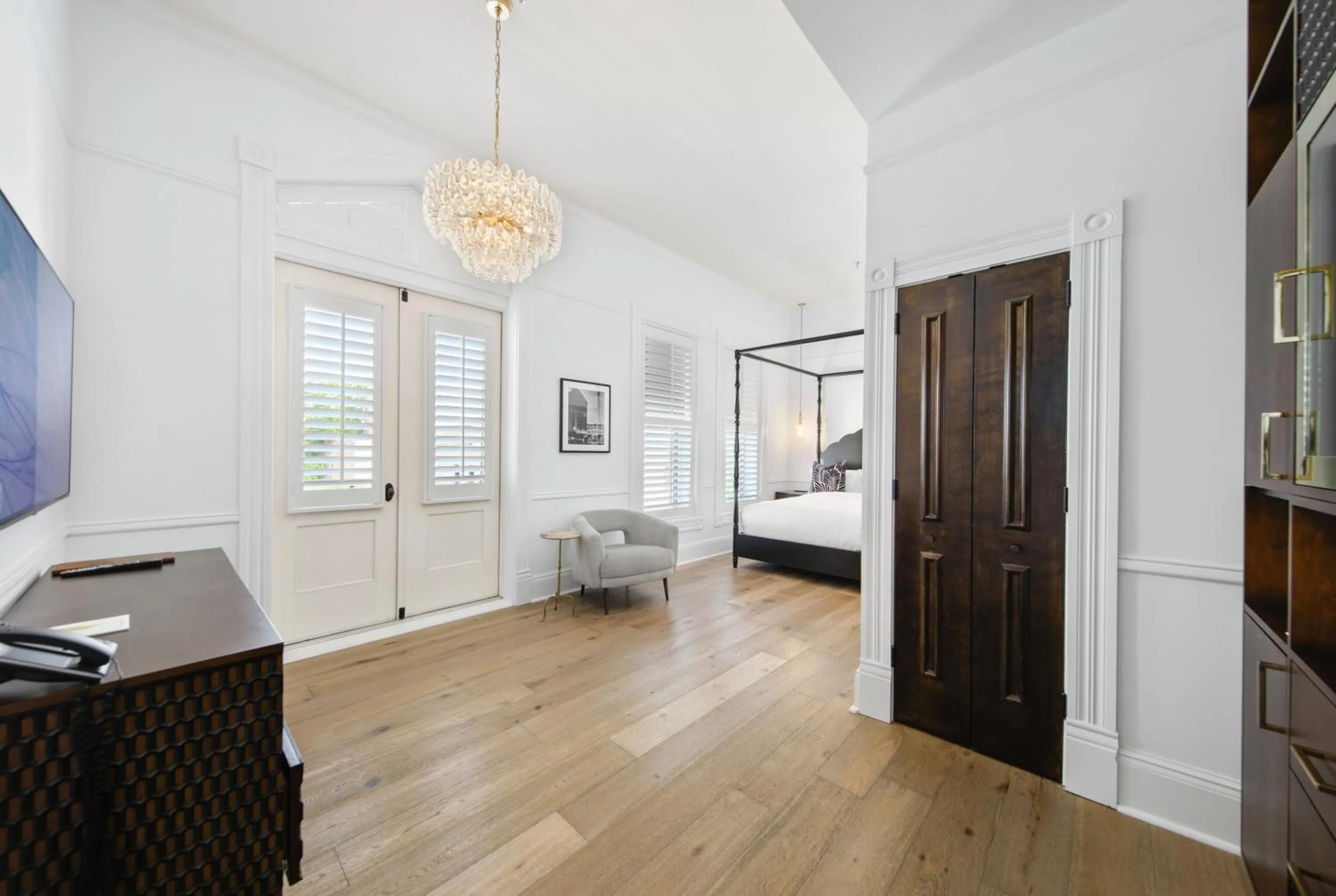 Bed in Fairmount Hotel