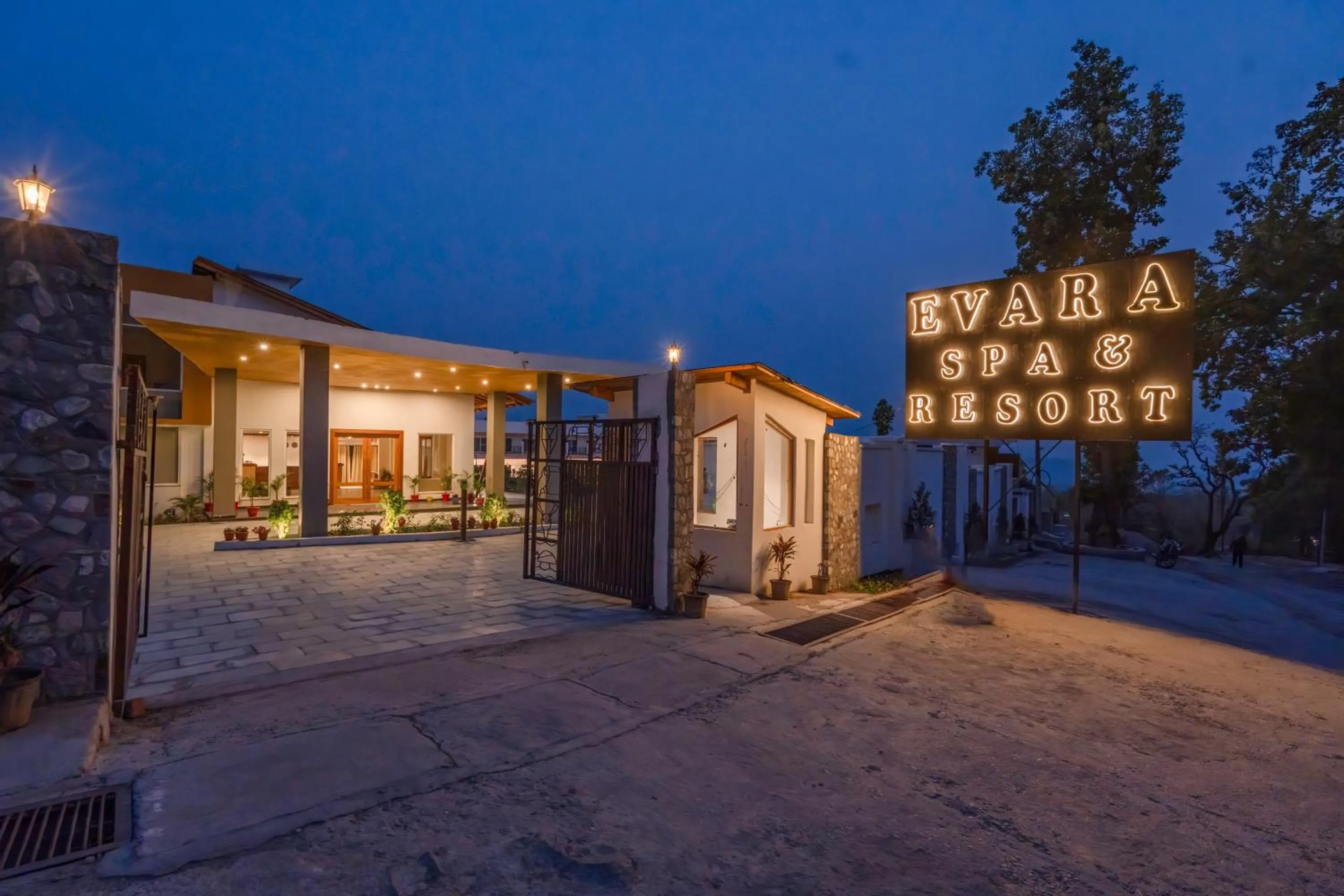 Facade/entrance in Evara Spa & Resort