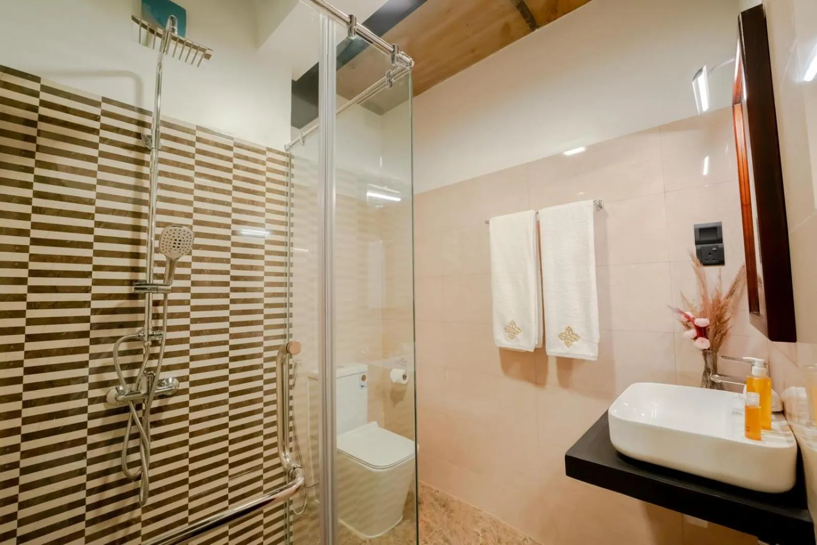 Toilet in Limeshine - Airport Transit Hotels & Residences