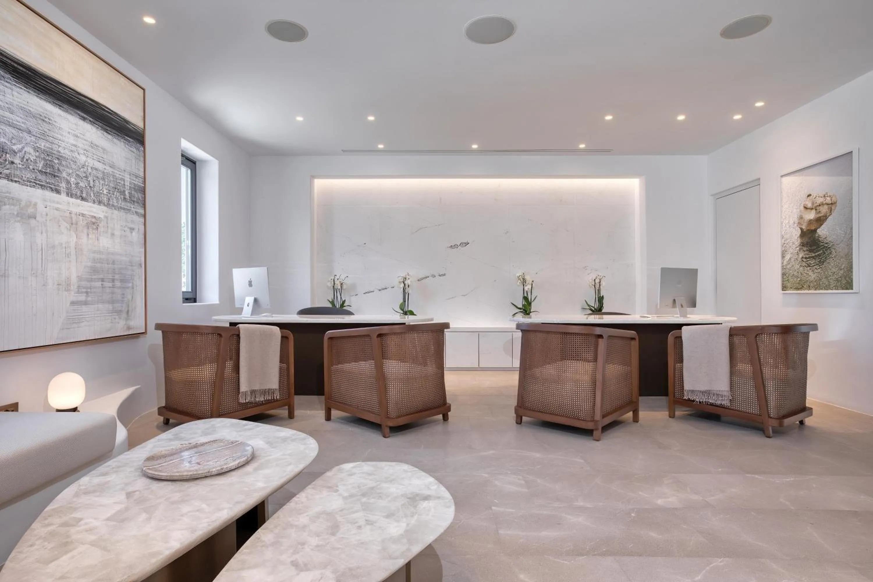 Lobby or reception in Sandblu Santorini, LXR Hotels & Resorts