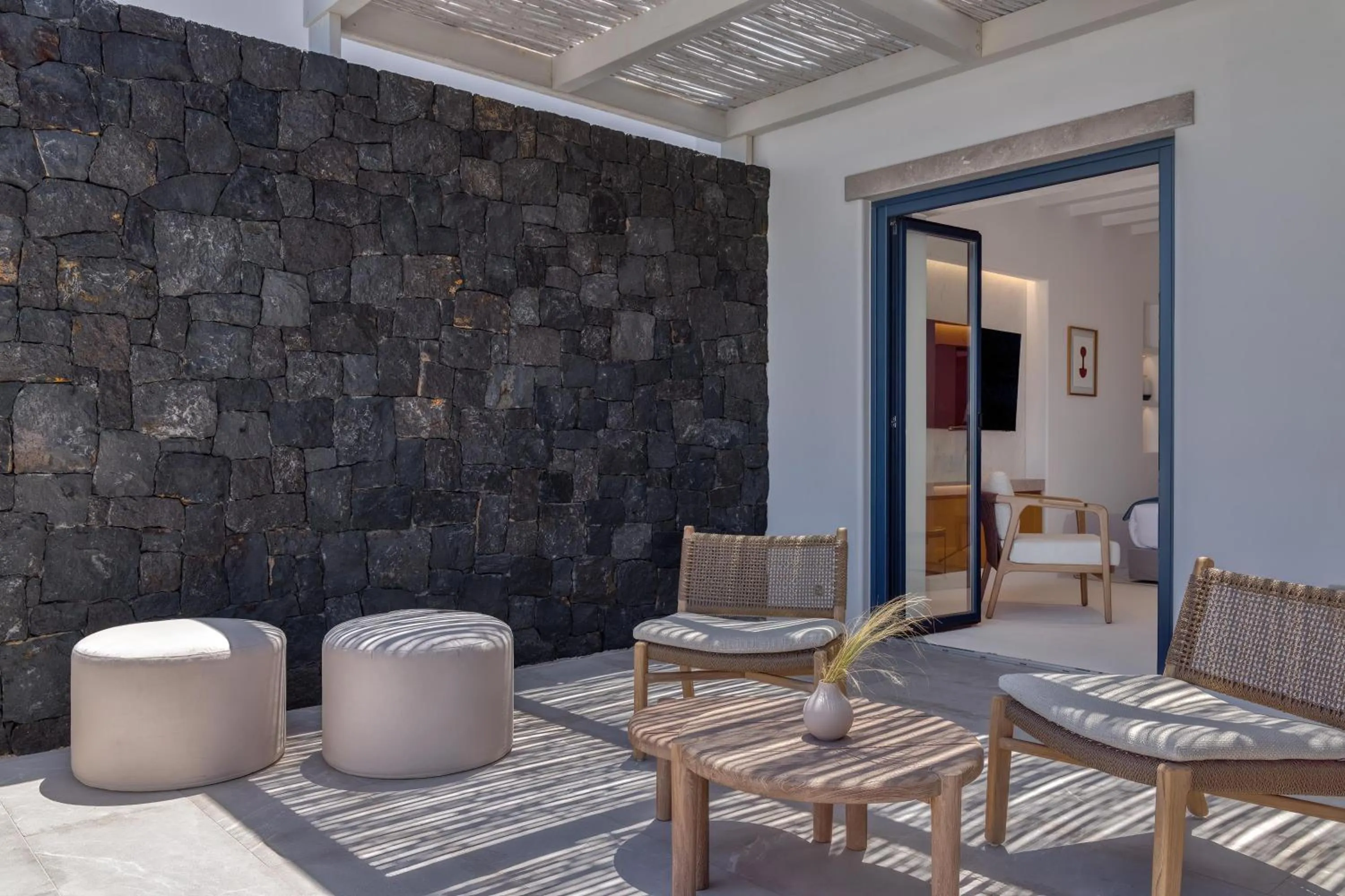 Living room in Sandblu Santorini, LXR Hotels & Resorts