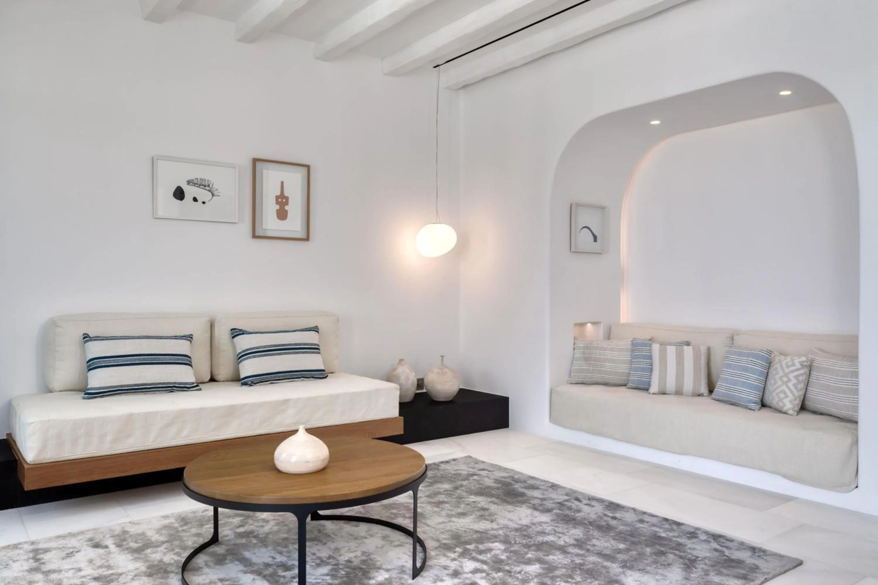 Living room, Bed in Sandblu Santorini, LXR Hotels & Resorts