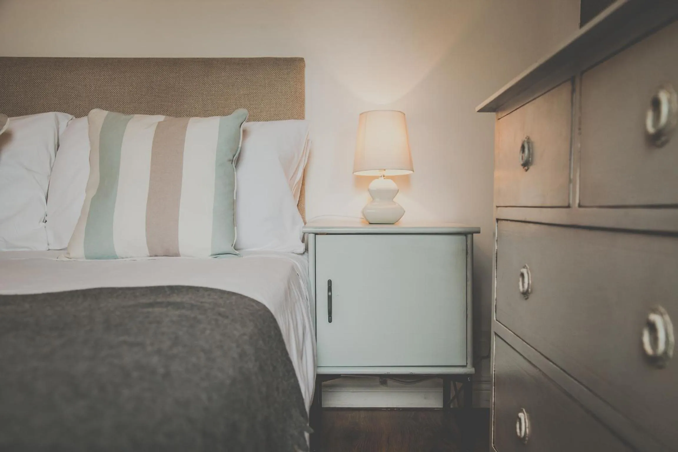 Photo of the whole room in Antique House B&B