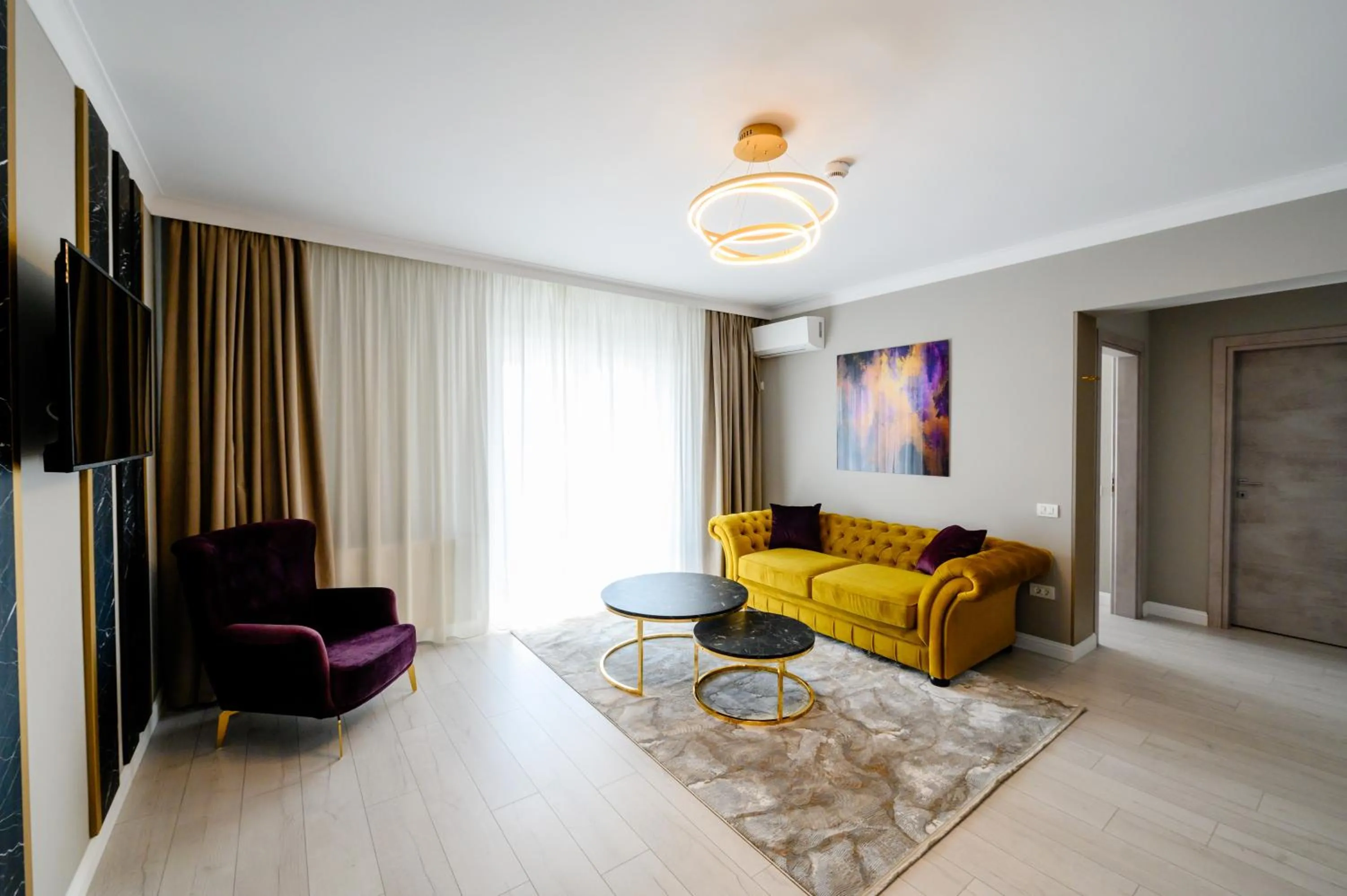 TV and multimedia in Elitte Inn & Suites