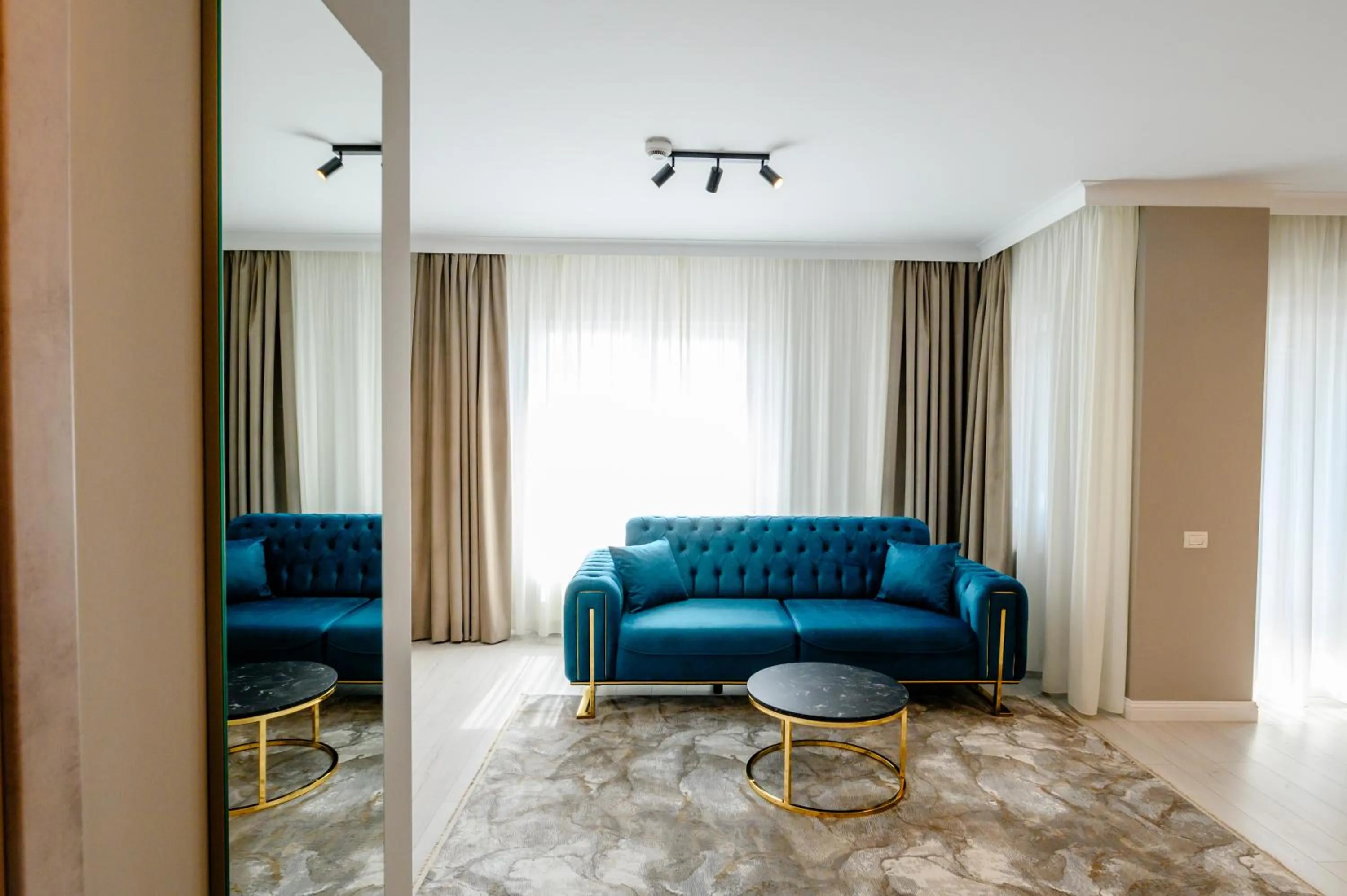 Living room in Elitte Inn & Suites