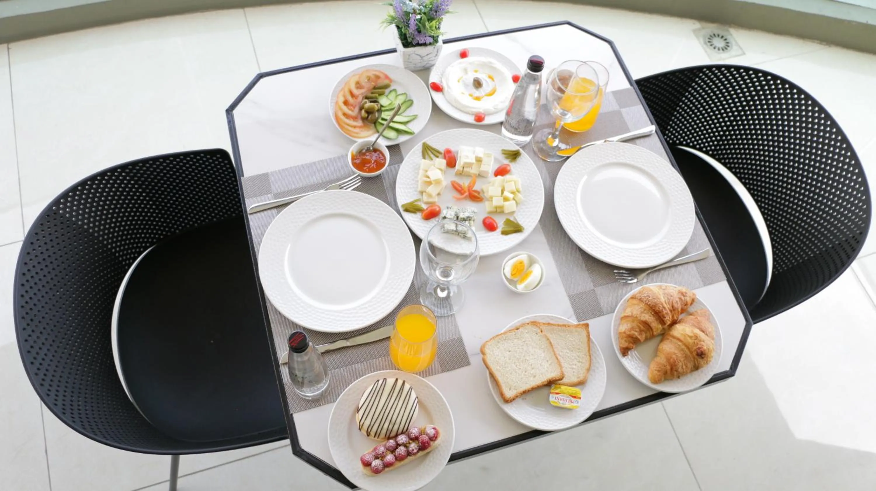 Breakfast in Tilia Hotel Beirut