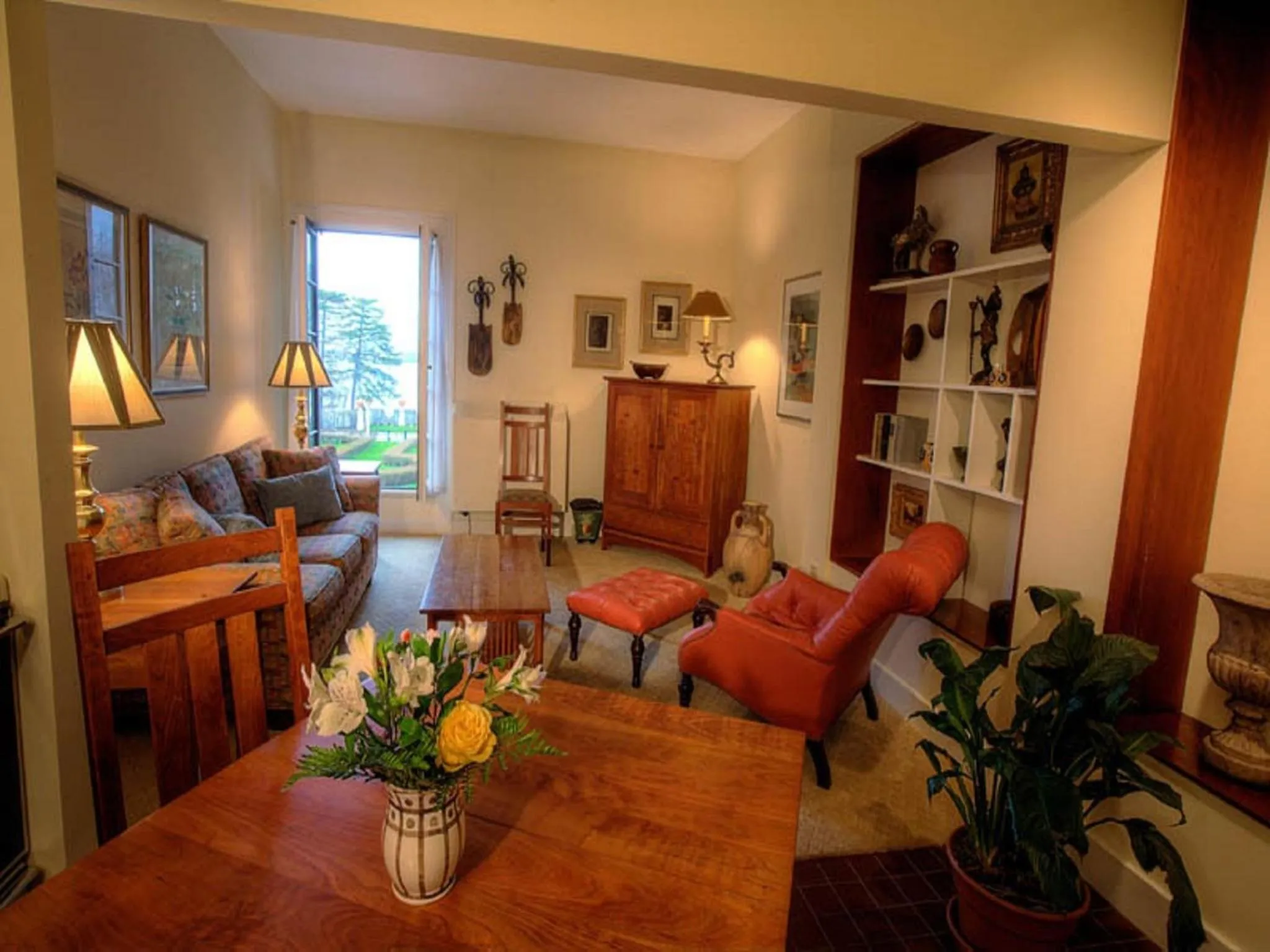 Living room in Geneva On The Lake Boutique Resort Hotel