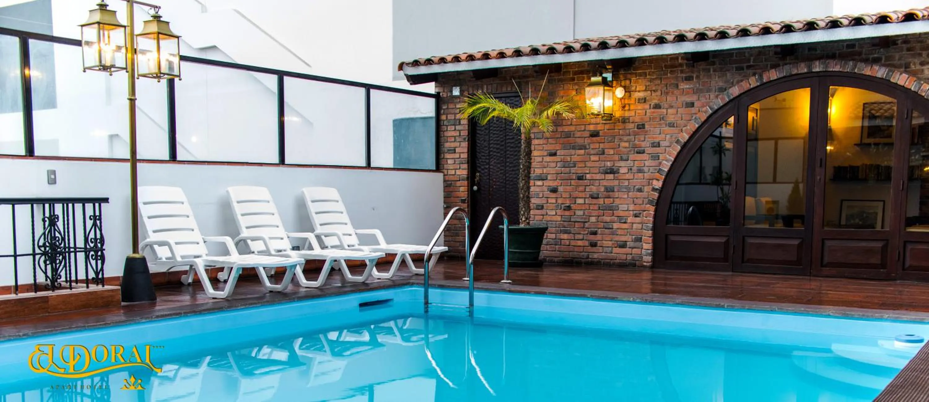 Swimming pool in Apart Hotel El Doral