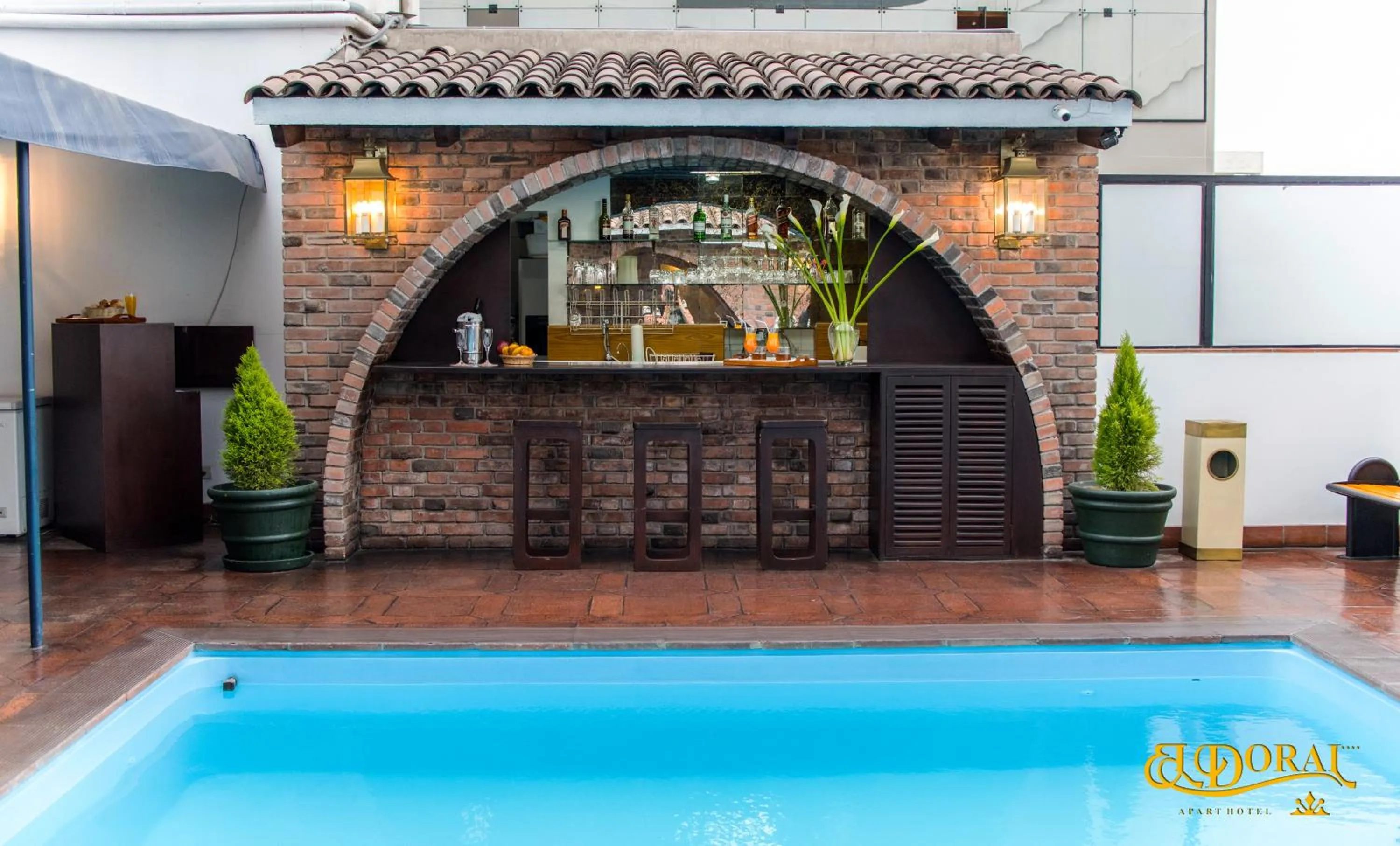 Restaurant/places to eat in Apart Hotel El Doral