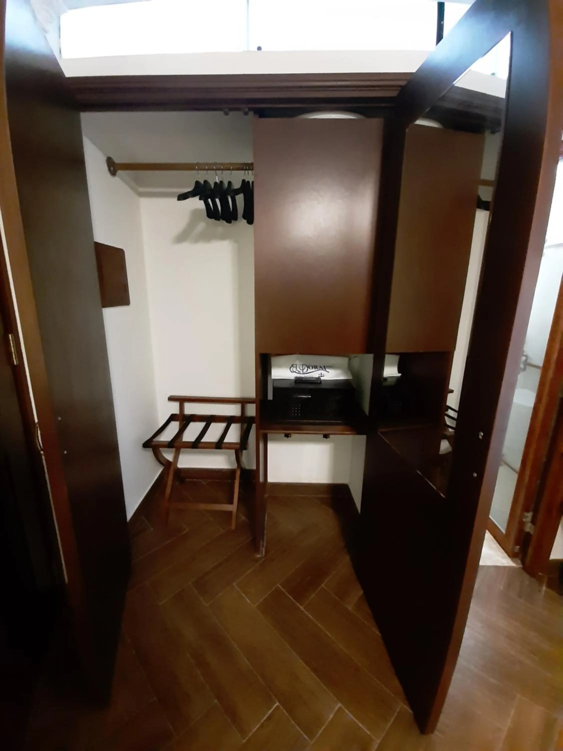 Apart Hotel El Doral