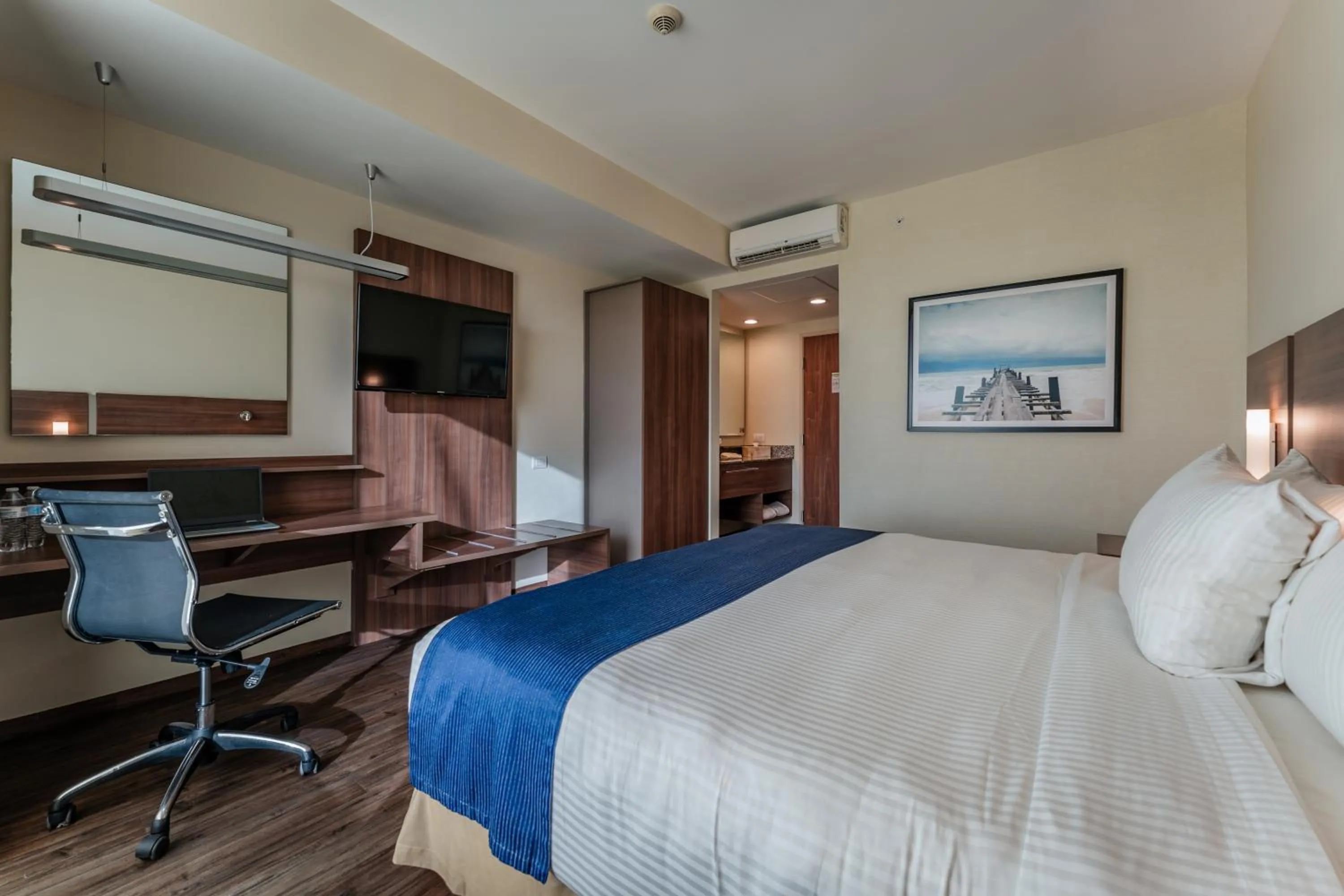 Bed in La Venta Inn Ciudad del Carmen