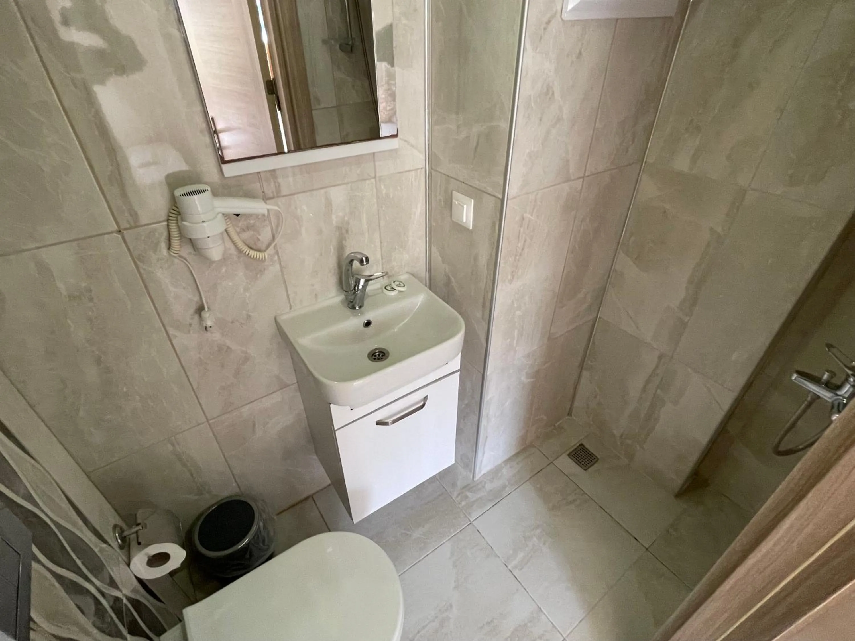 Bathroom in Ada Olympos Otel