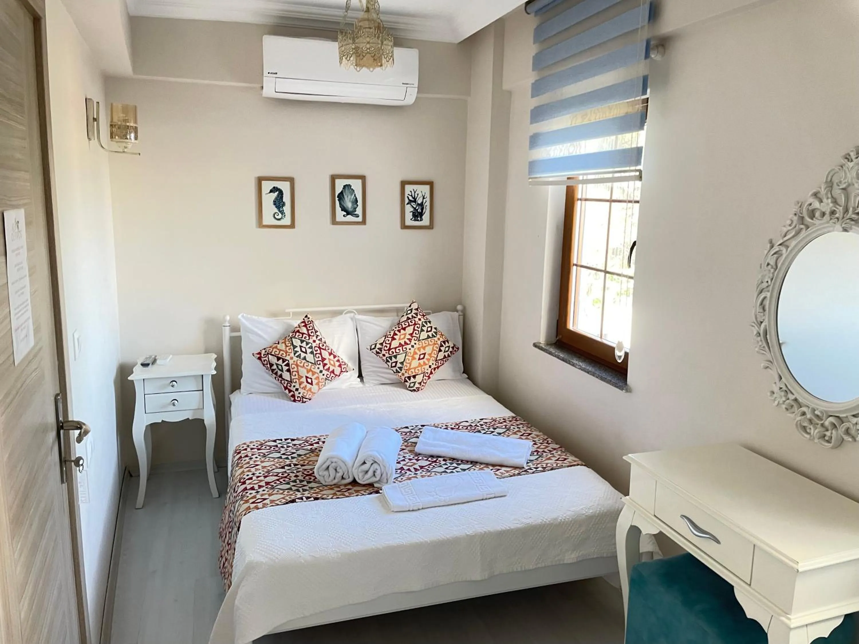 Photo of the whole room, Bed in Ada Olympos Otel