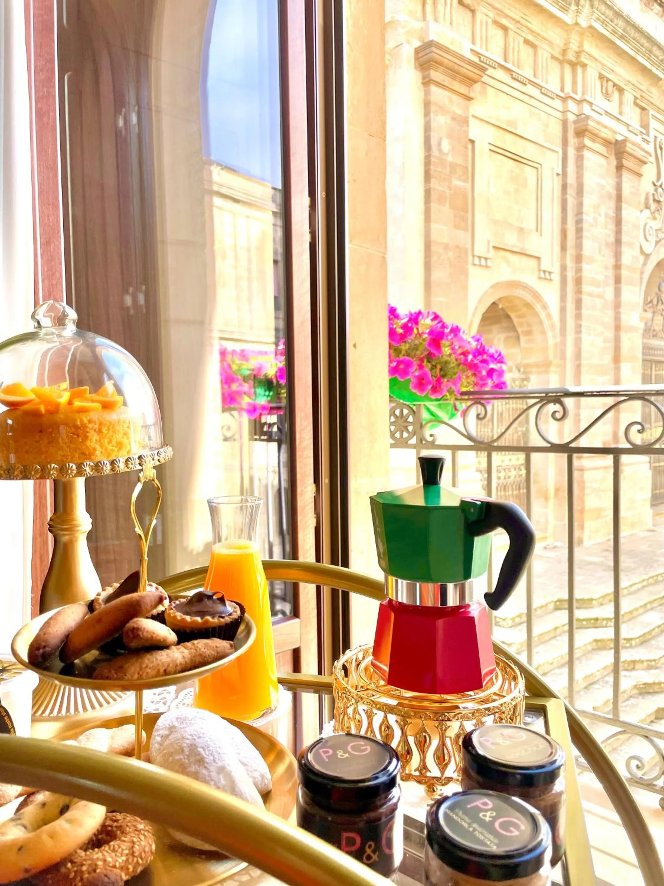 Coffee/tea facilities in Dimora del Duomo