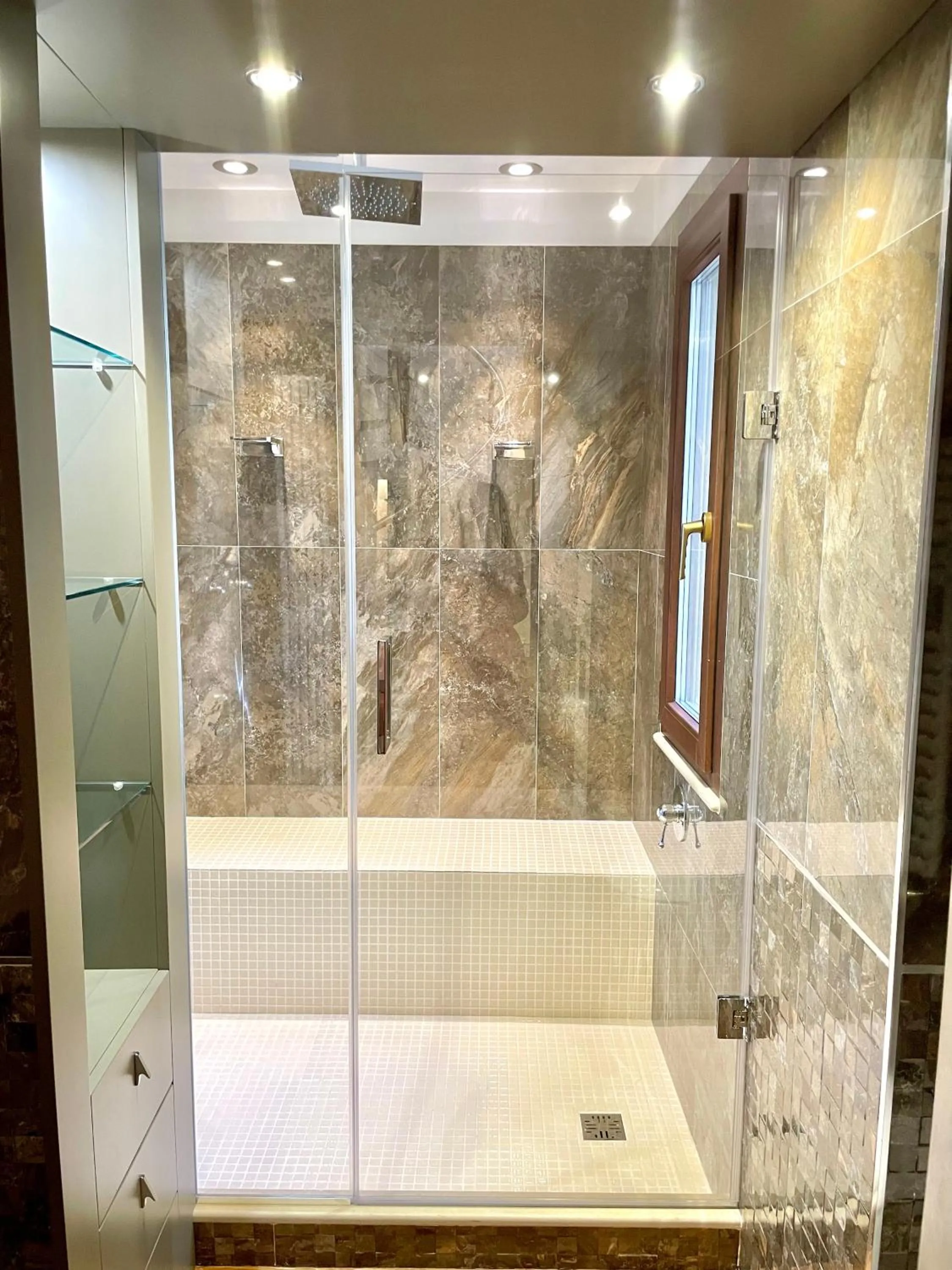 Shower in Dimora del Duomo