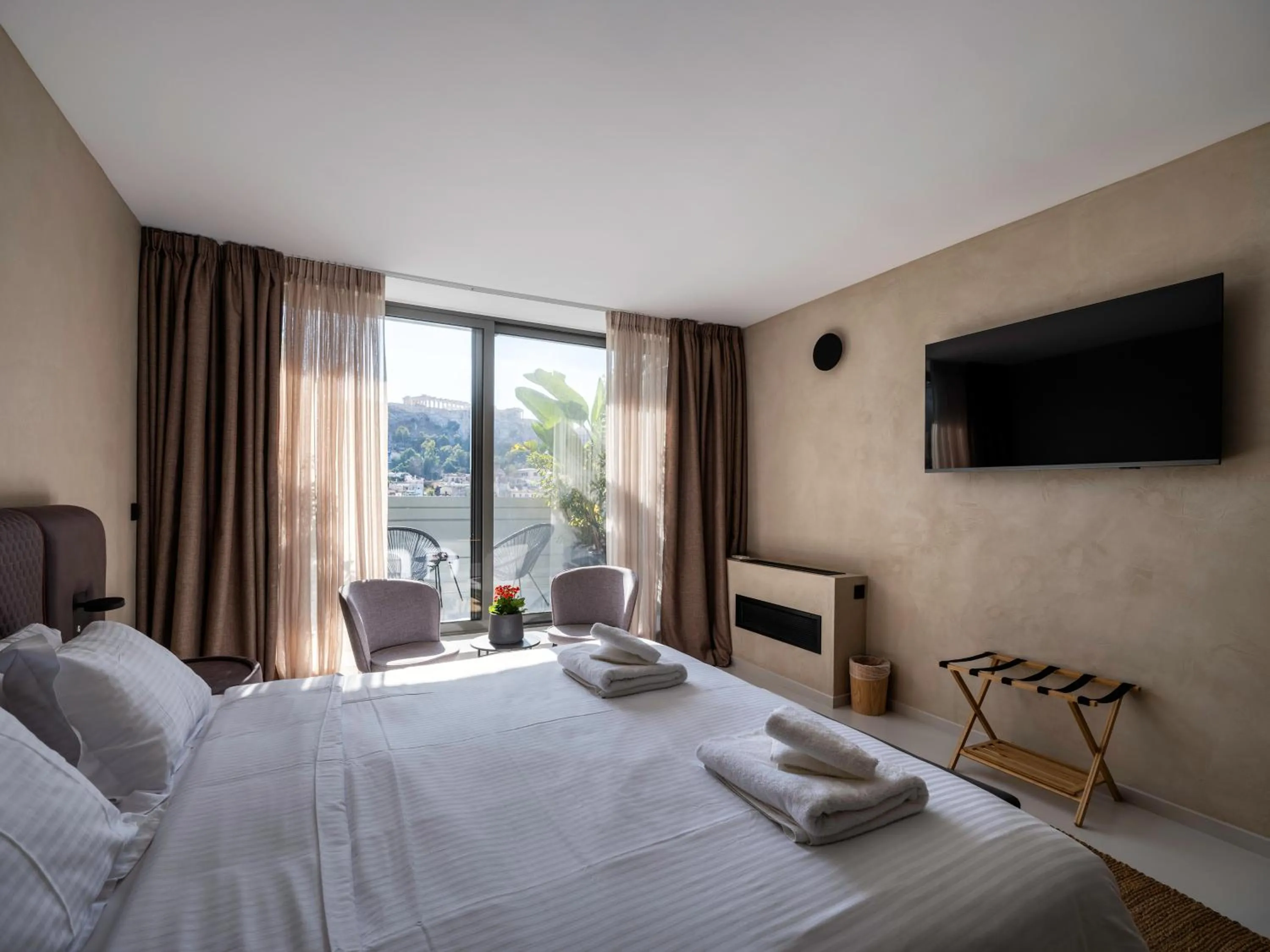 Bed in Regal Hotel Mitropoleos