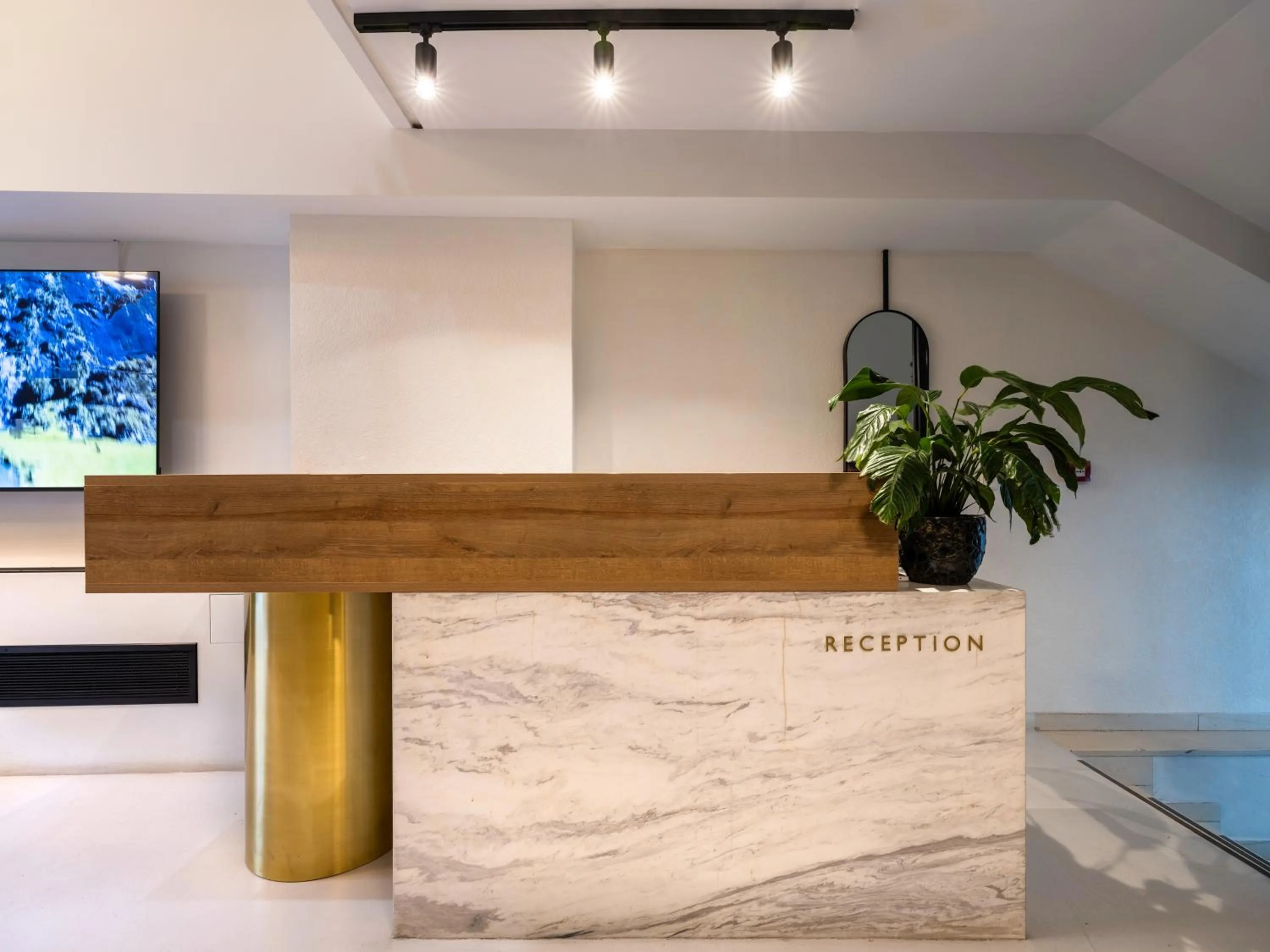 Regal Hotel Mitropoleos