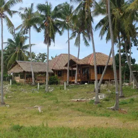 Family Room with Side Sea View in Liwayway sa Bohol Pamilacan Resort Family Room with Side Sea View in Liwayway sa Bohol Pamilacan Resort