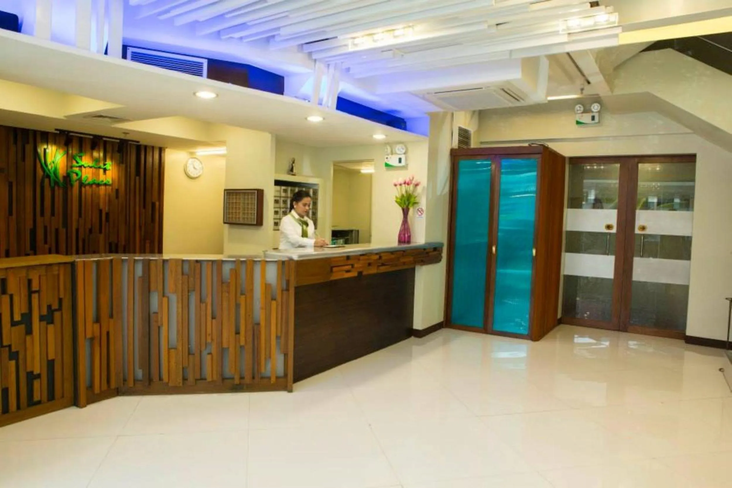 Lobby or reception in Sulit Place