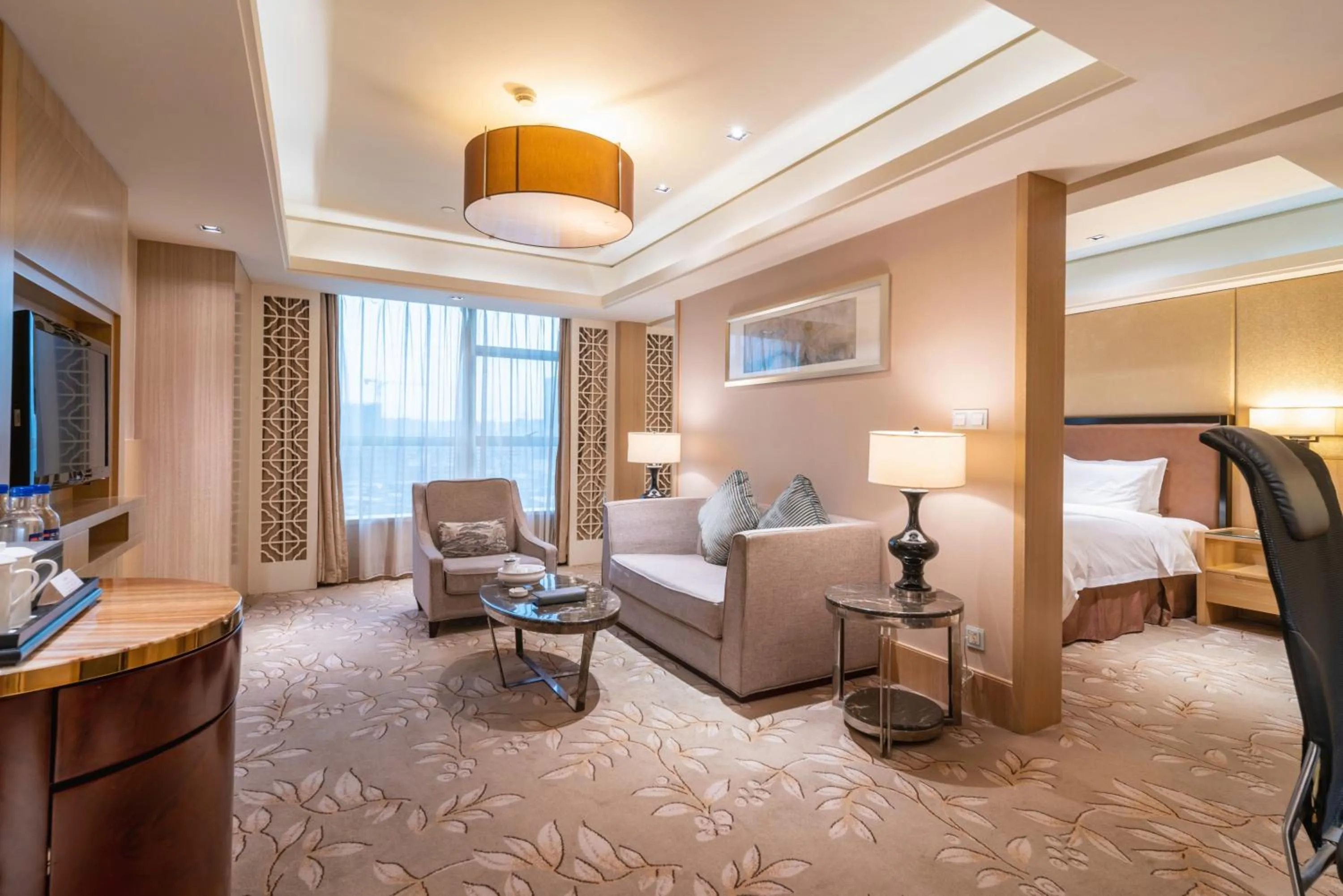 Living room, Bed in C&D Hotel Quanzhou