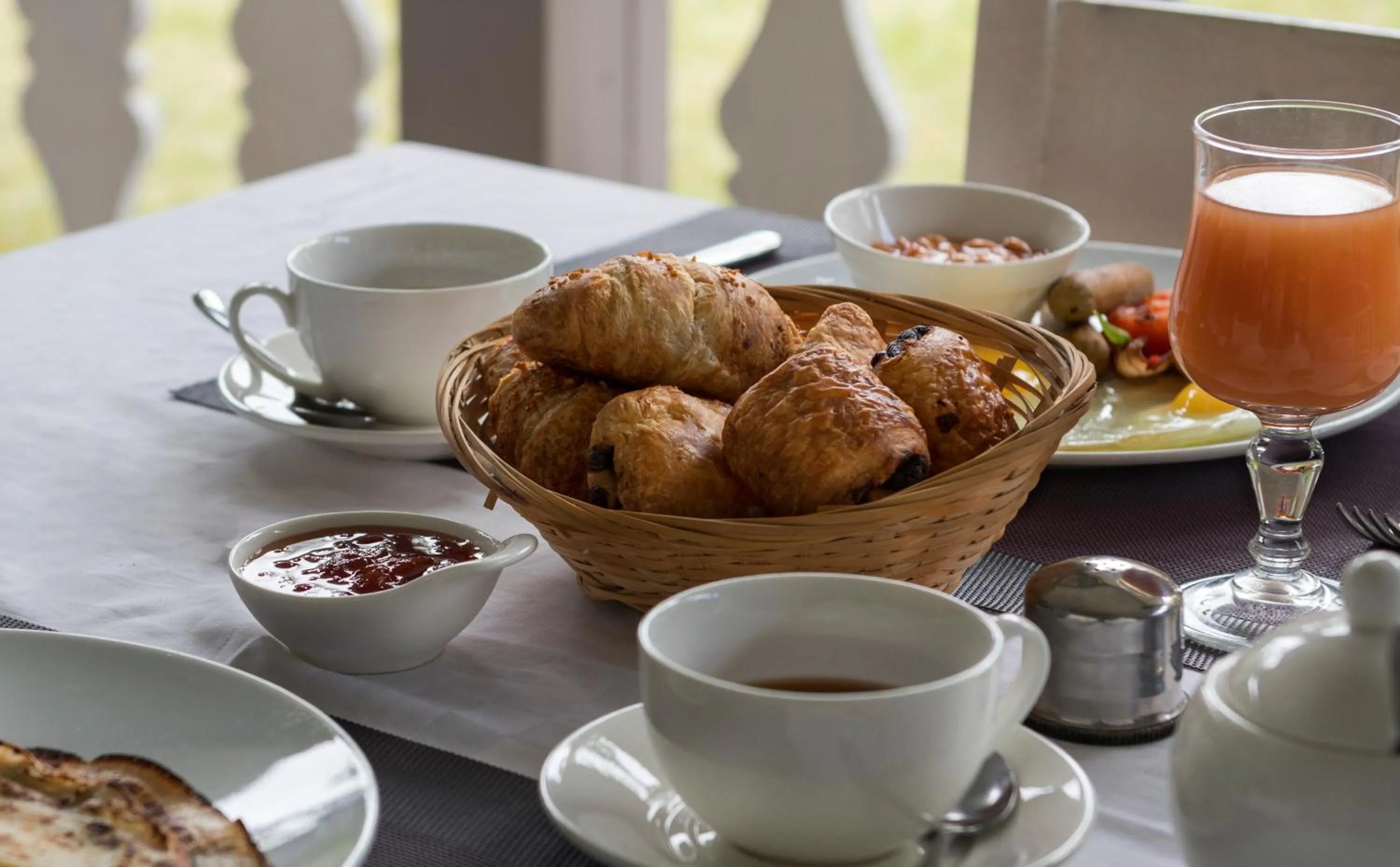 Breakfast in Auberge d'Anse Boileau & Restaurant Chez Plume