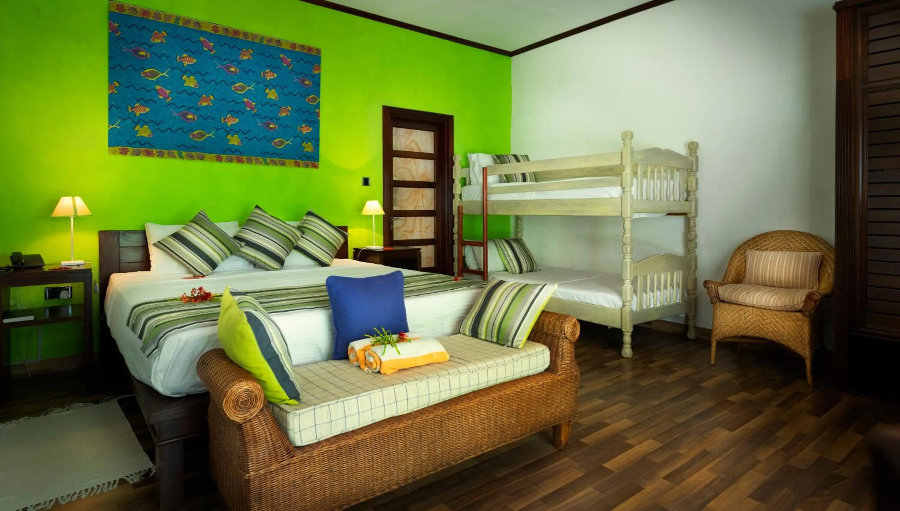 bunk bed, Bed in Auberge d'Anse Boileau & Restaurant Chez Plume